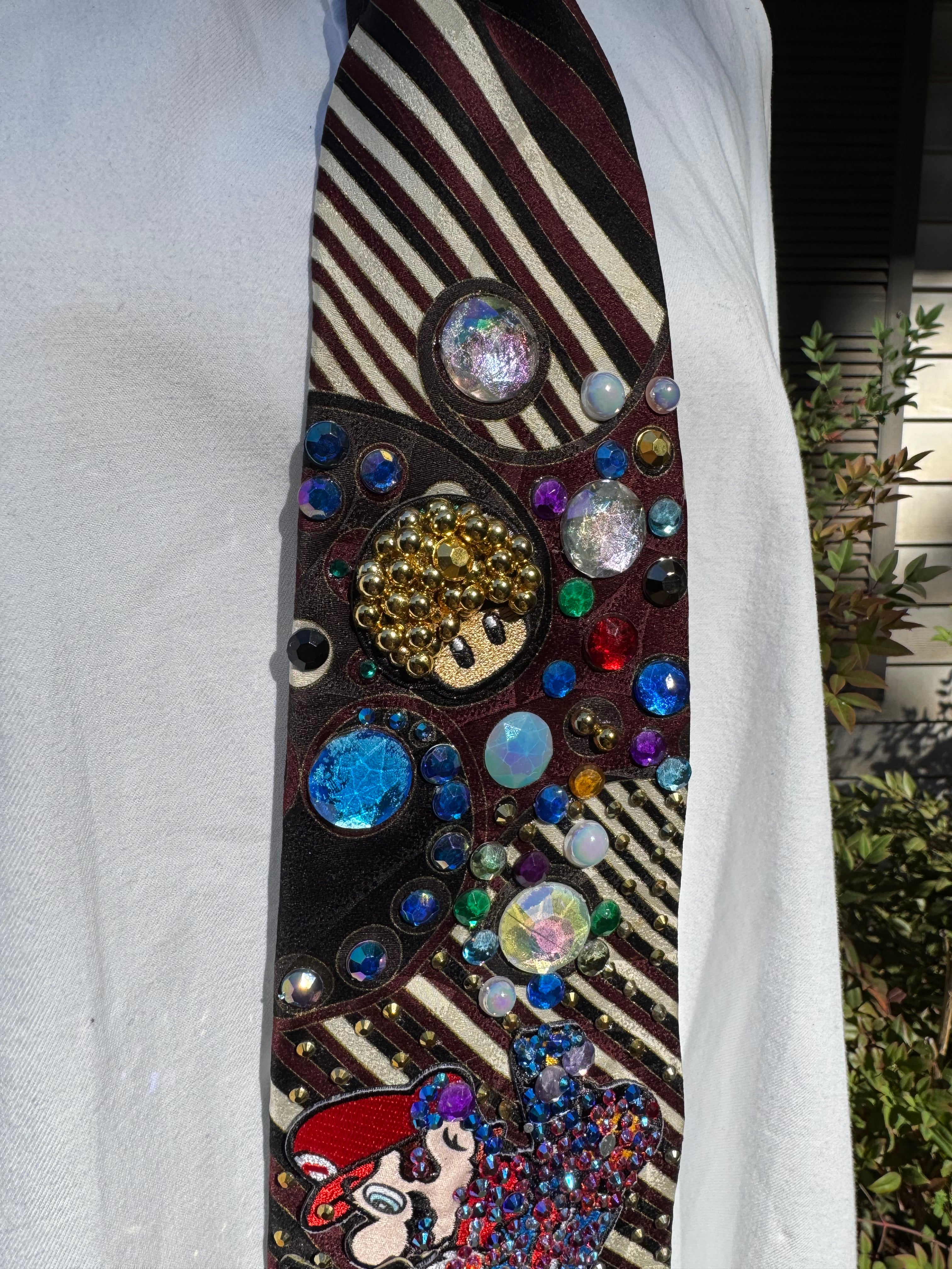 Burgundy and White Striped Mario Getting Star Item on Disco Road 200cc Mario Kart Tie