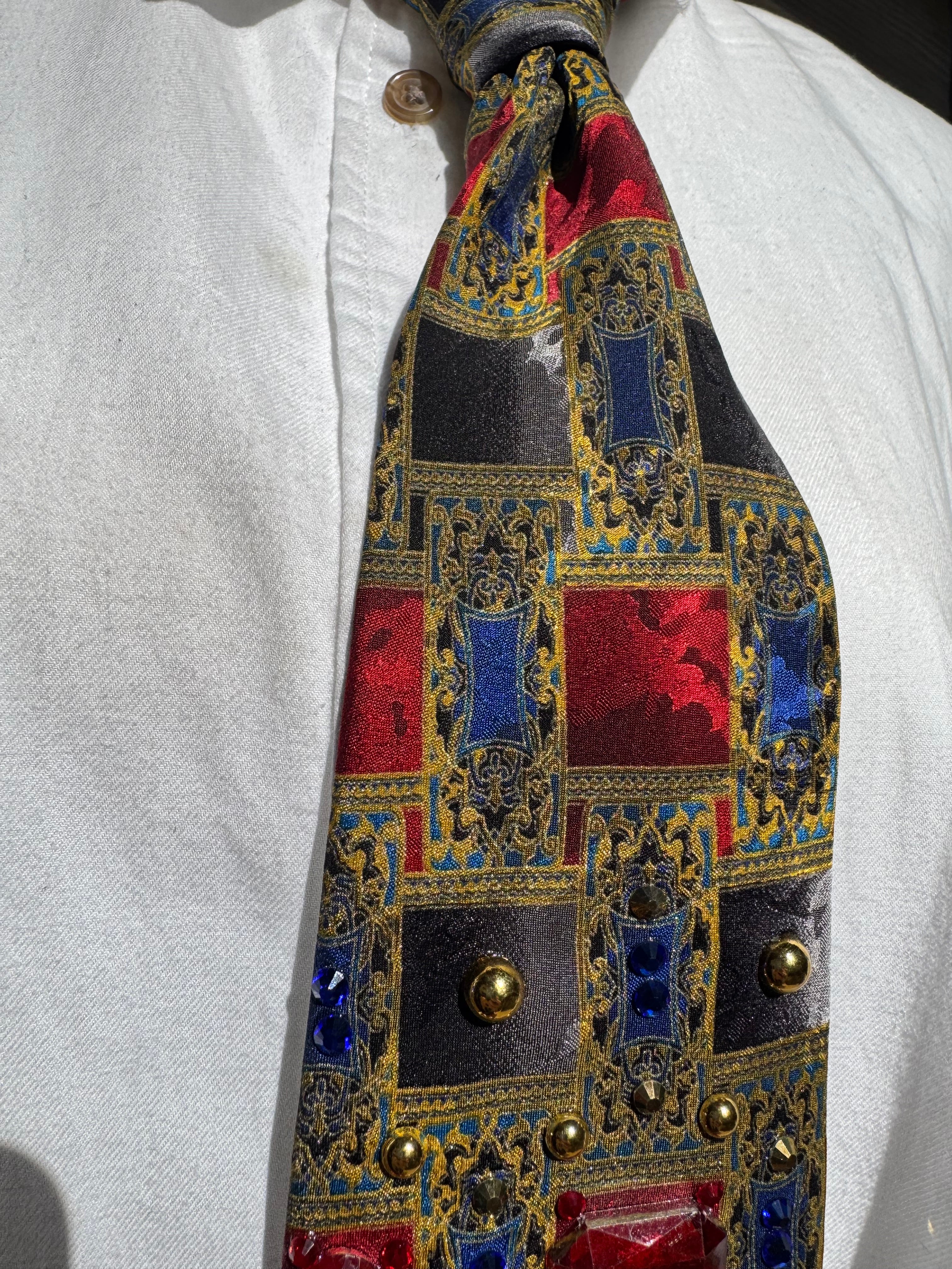 Gold Renaissance Design High Class Royalty Tie