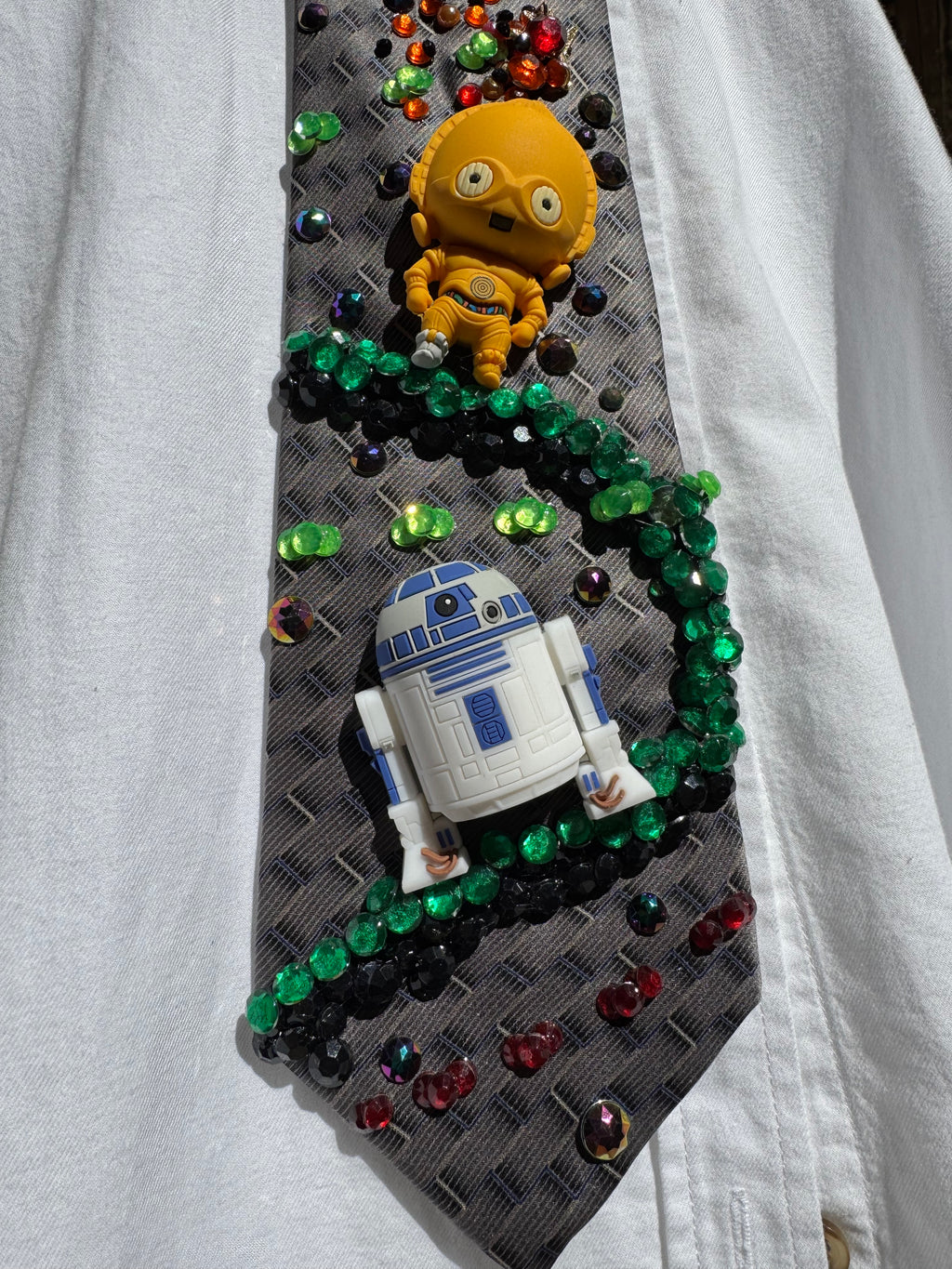 Grey R2 D2 and C3PO in Laser Combat Star Wars Tie