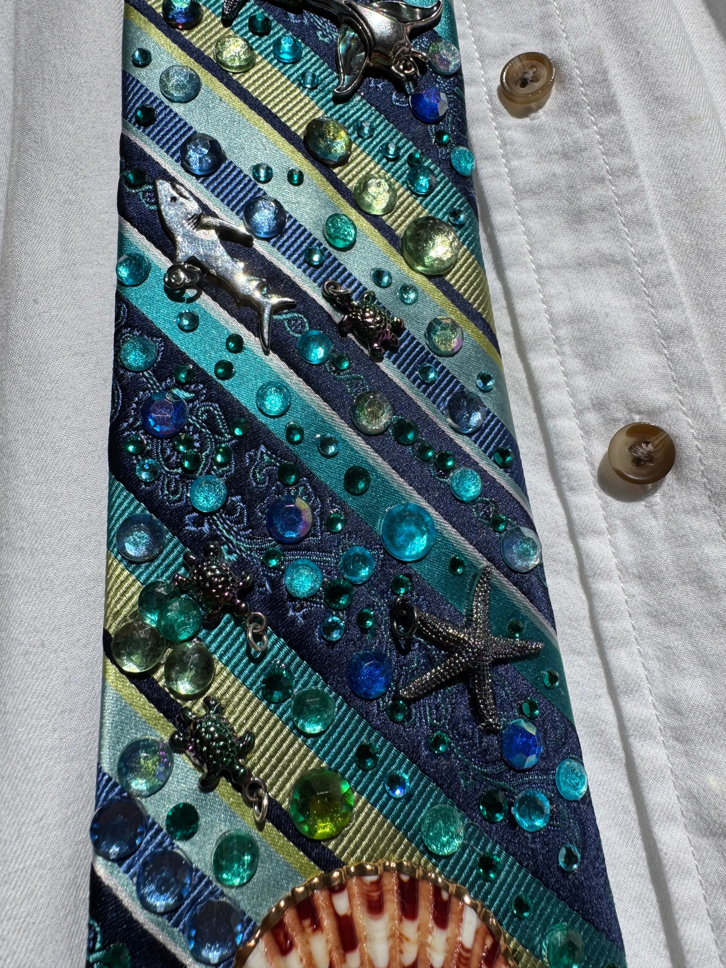 Tri Tone Turquoise Striped Caribbean Ocean Floor Aquatic Nature Royalty Tie