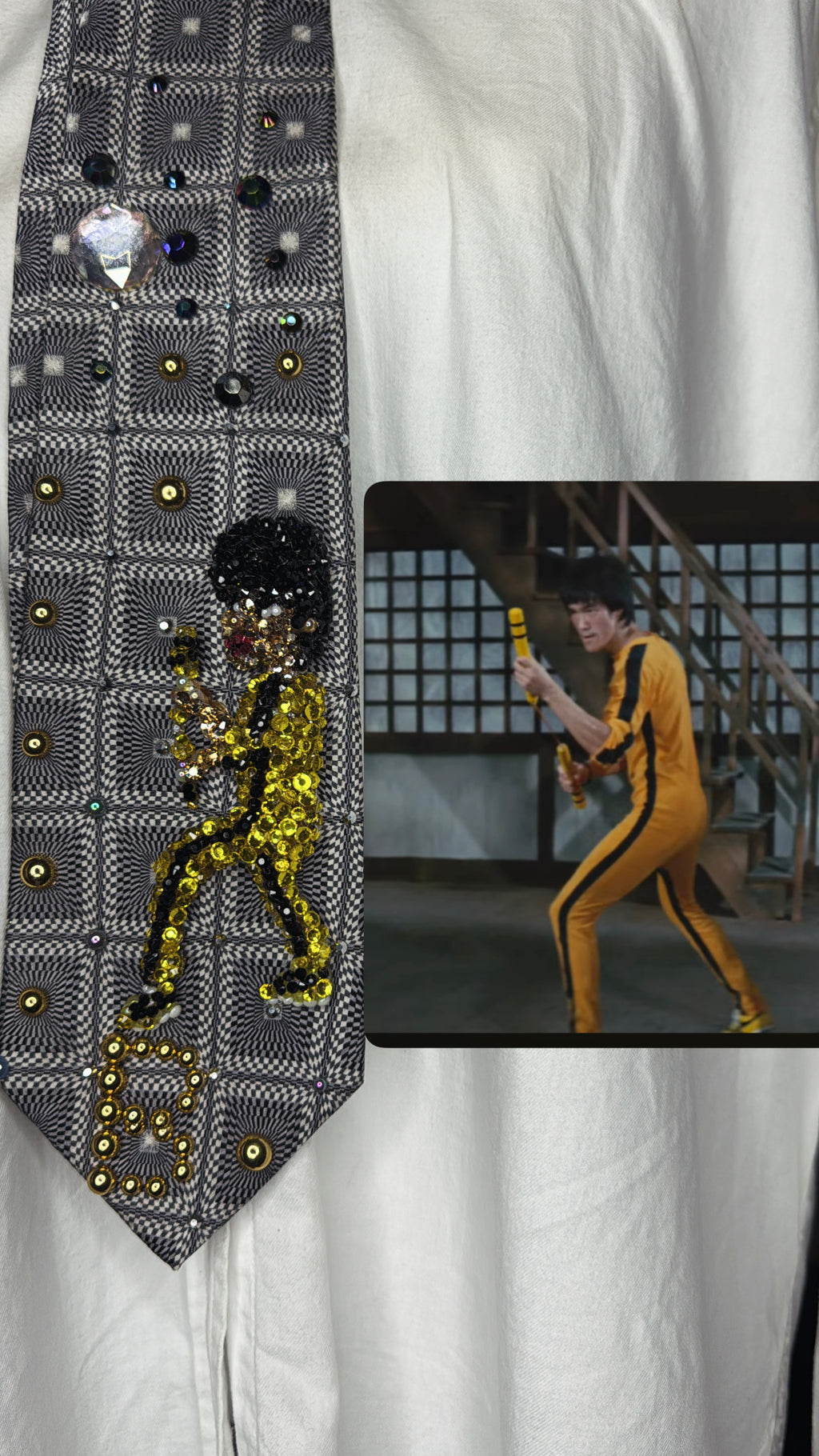 Grey Bruce Lee In Yellow Suit Fighting 1st Enemy in Tower Scene for Game of Death Movie Tie