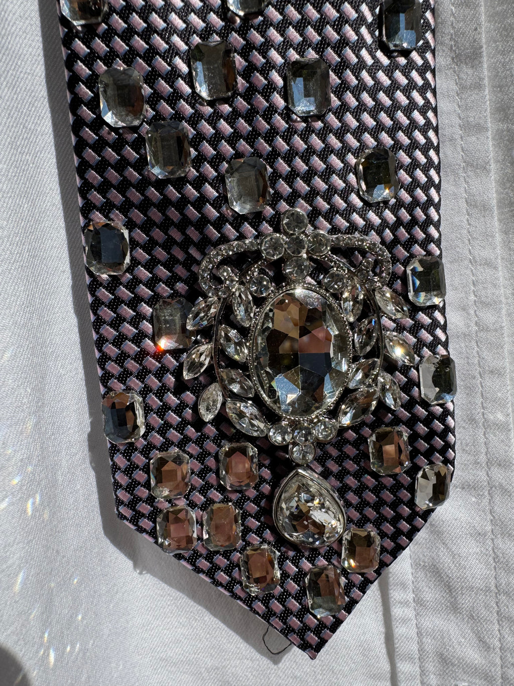 Grey Crystal Pendant Baguette Rain Royalty Tie