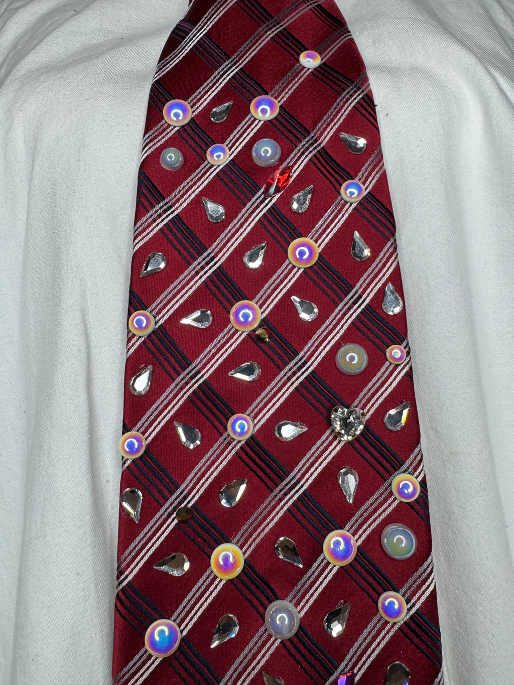 Red Crystal Key to Heart Royalty Tie