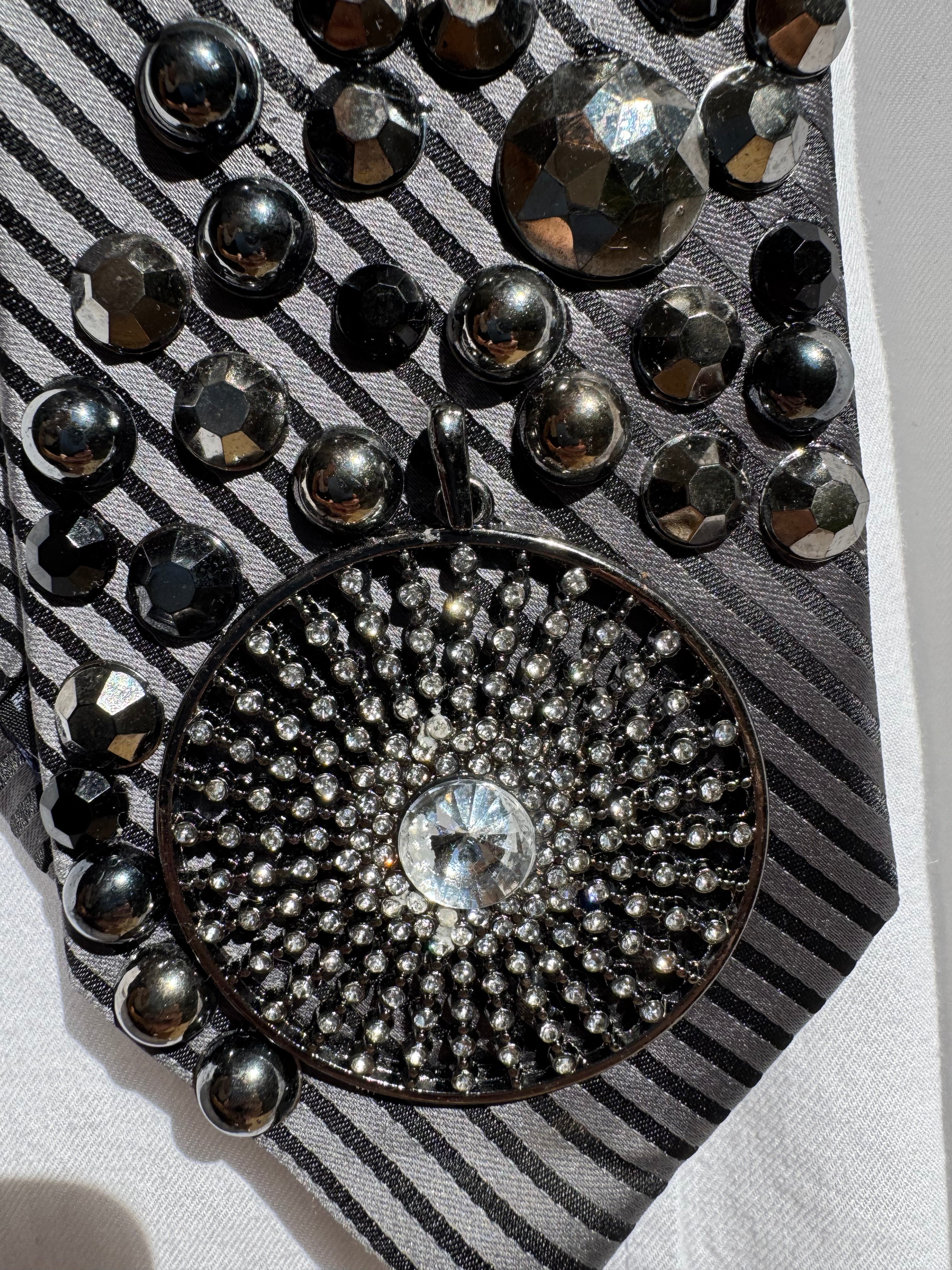 Grey Crystal Wheel Dark Chrome Swirl Royalty Tie