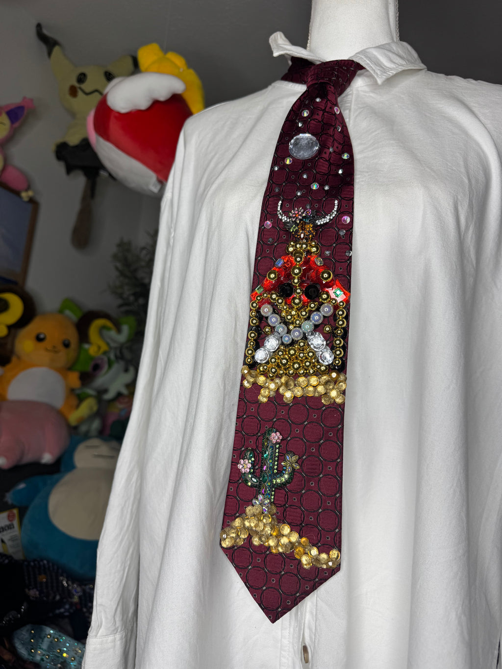 Burgundy Lost Luxurious Longhorn Mansion Western Royalty Tie