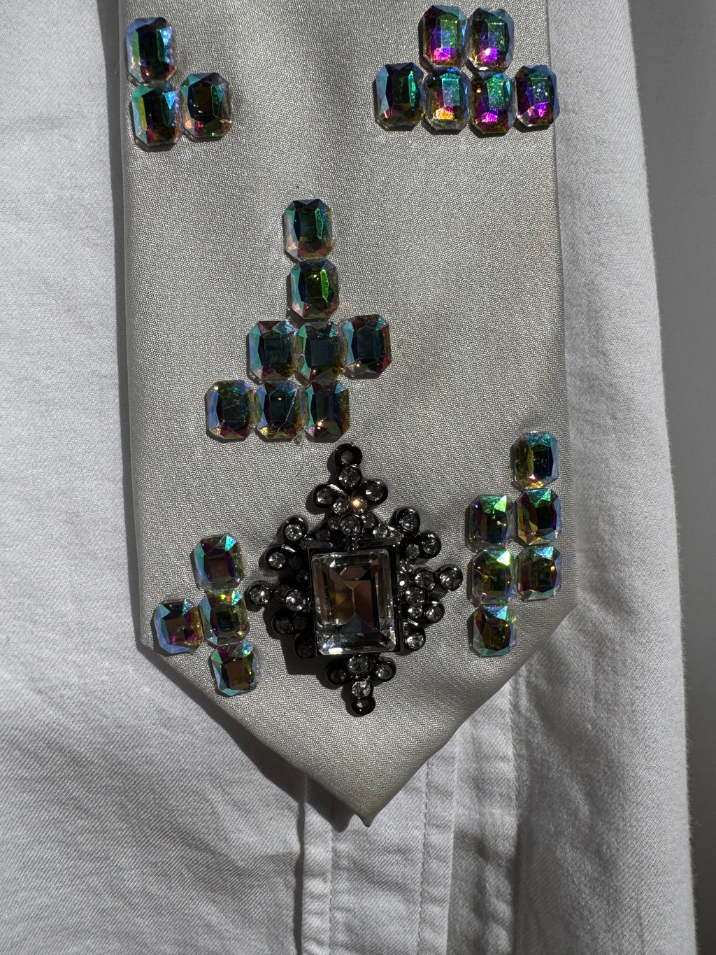 White Iridescent Baguette Tetris Royalty Tie