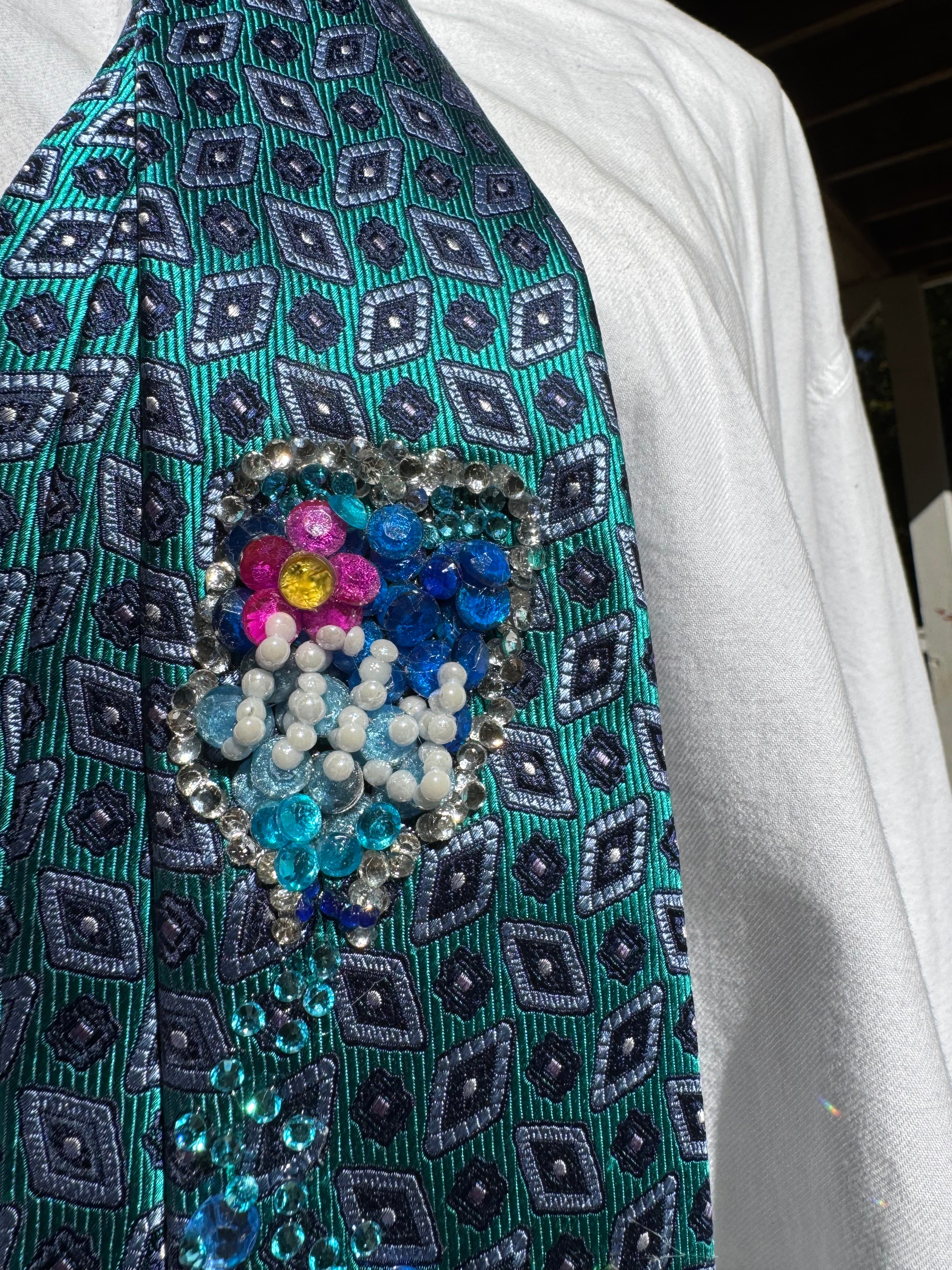 Turquoise Fiji Water Over Crystals Water Royalty Tie