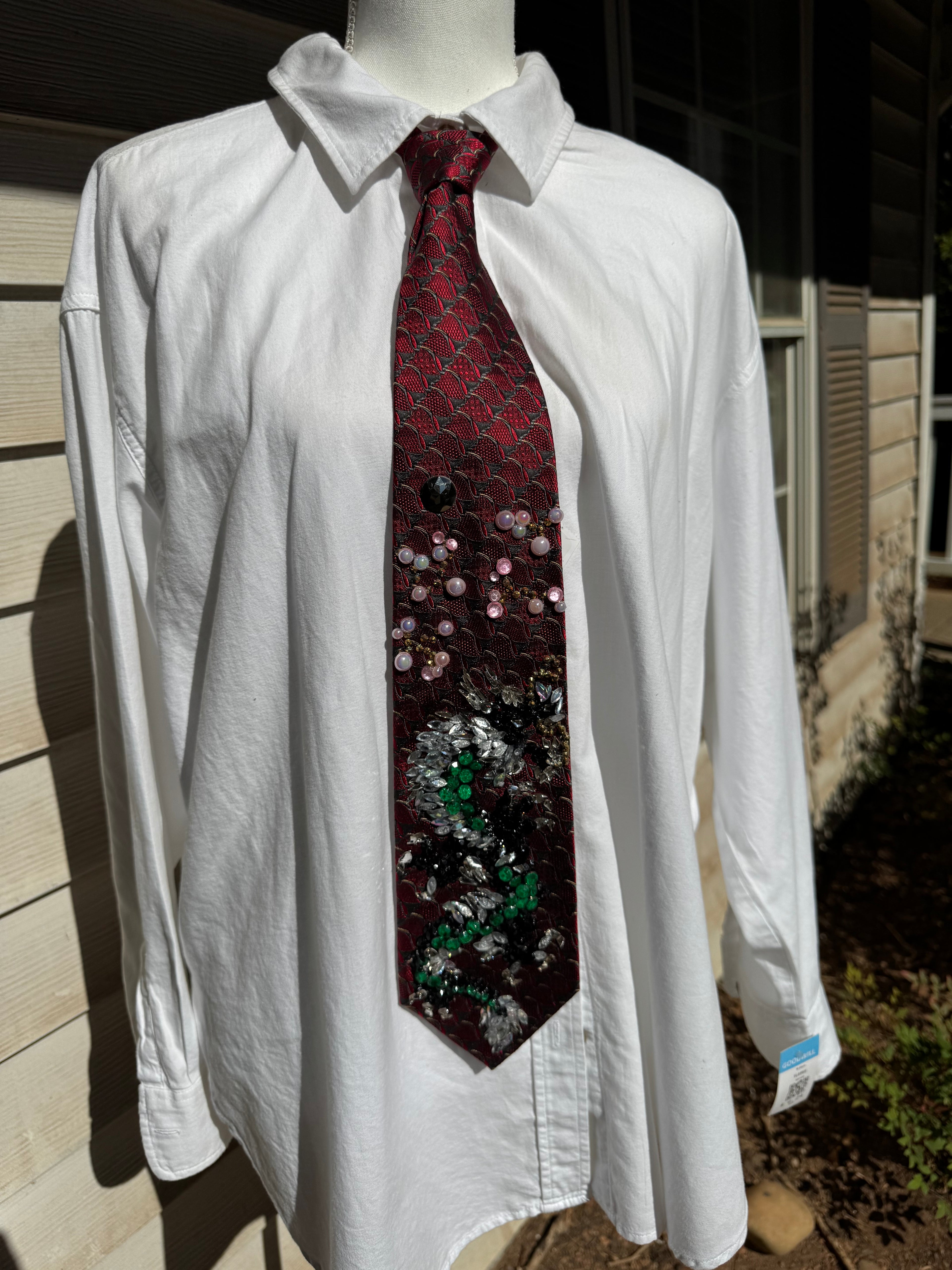 Red Scaled Black Samurai Dragon Royalty Tie