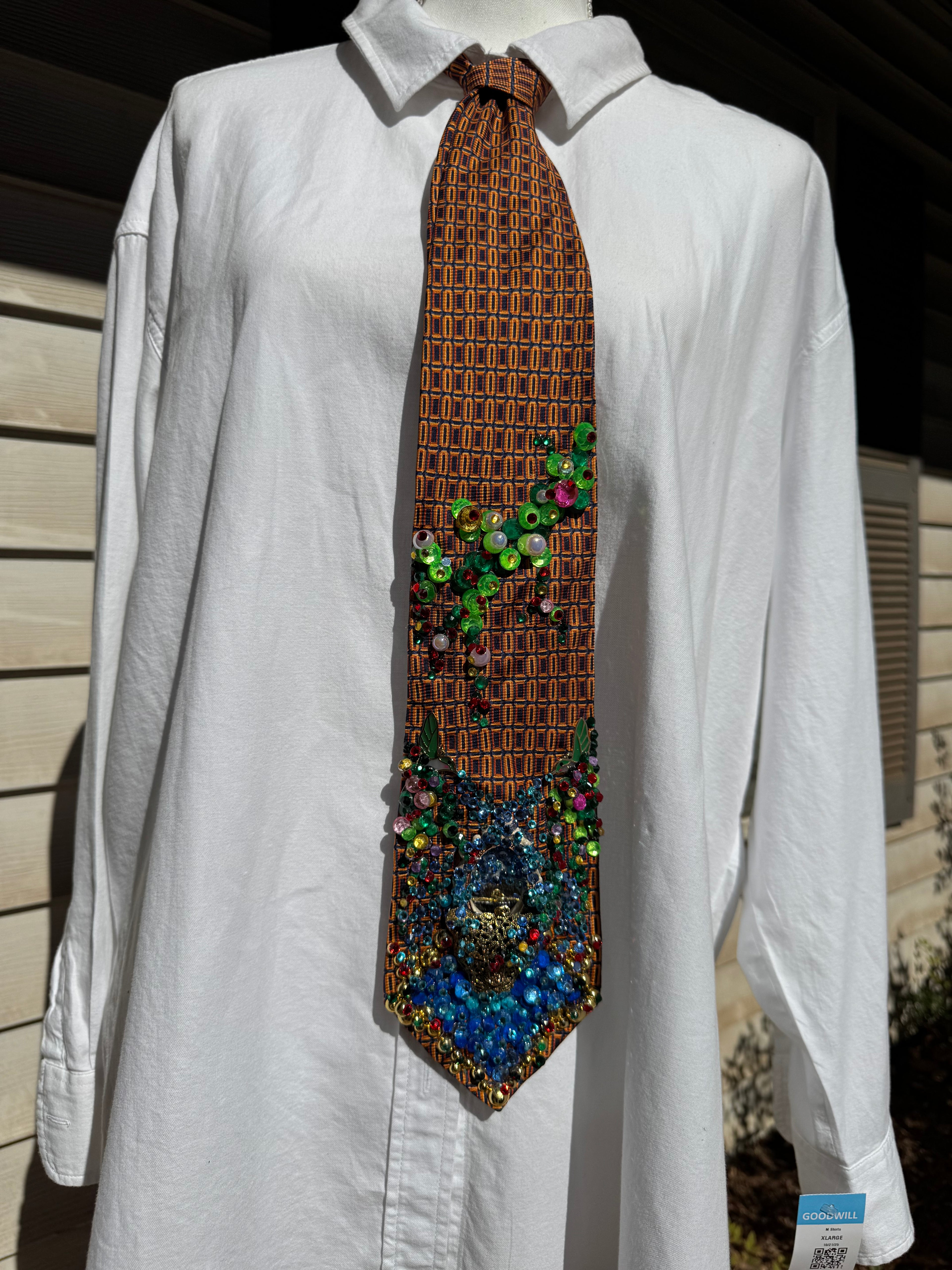 Orange Lost Luxurious Jaguar Water Fountain Nature Royalty Tie