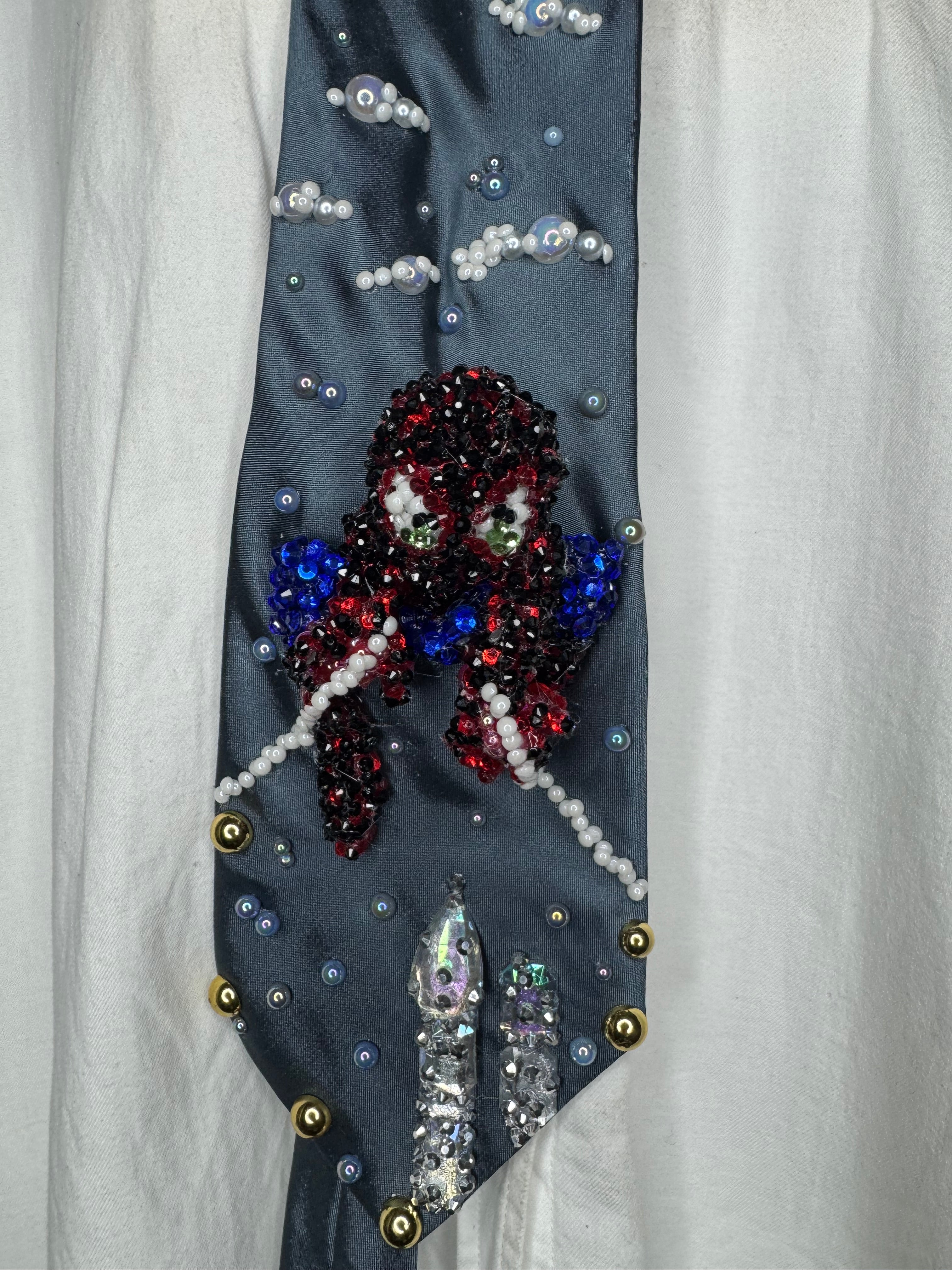 Grey Silk Toby Maguire Shooting Both Webs in the Air for Spiderman 2 Poster Tie