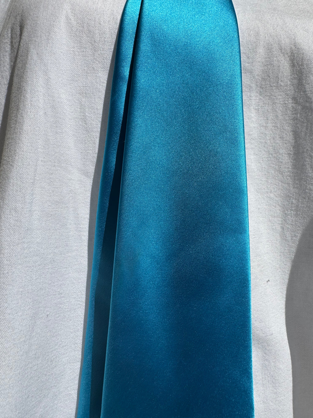Sky Blue Silk Fiji Water Spilling Exotic Tie