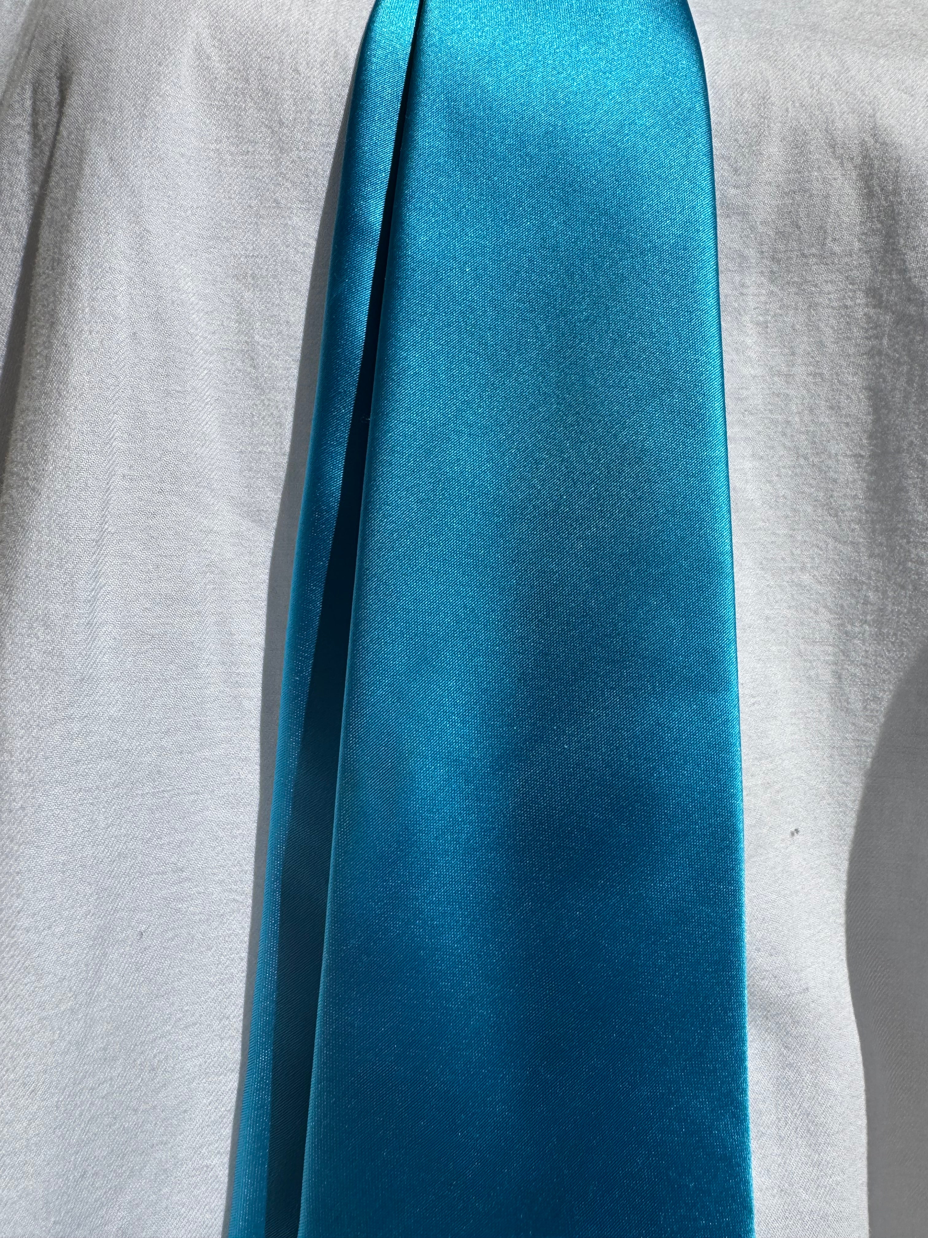 Sky Blue Silk Fiji Water Spilling Exotic Tie