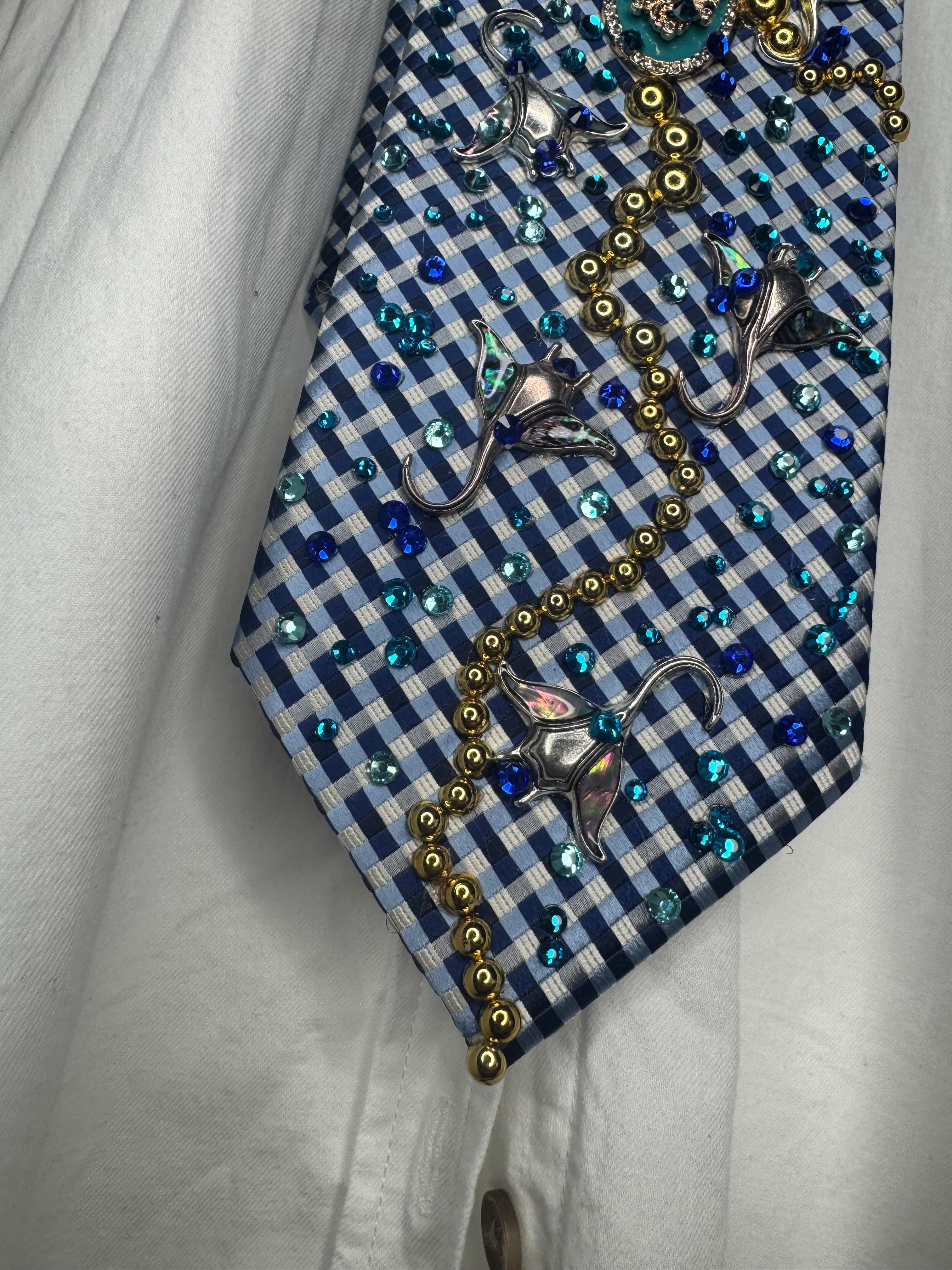 Light Blue Tropical Treasure Box Of Stingrays Royalty Tie
