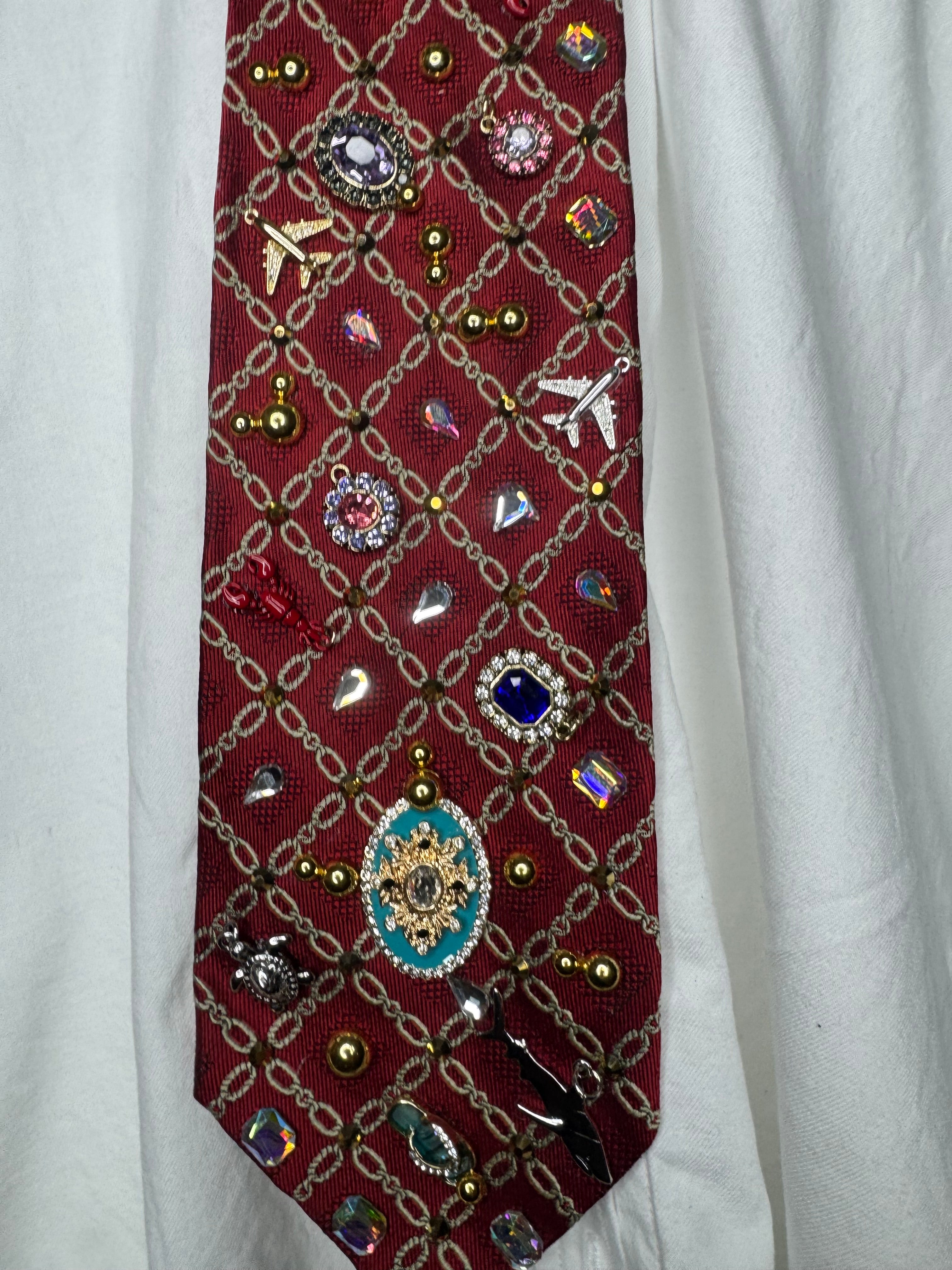 Red Gold Chains Tropical Treasure Box Tie