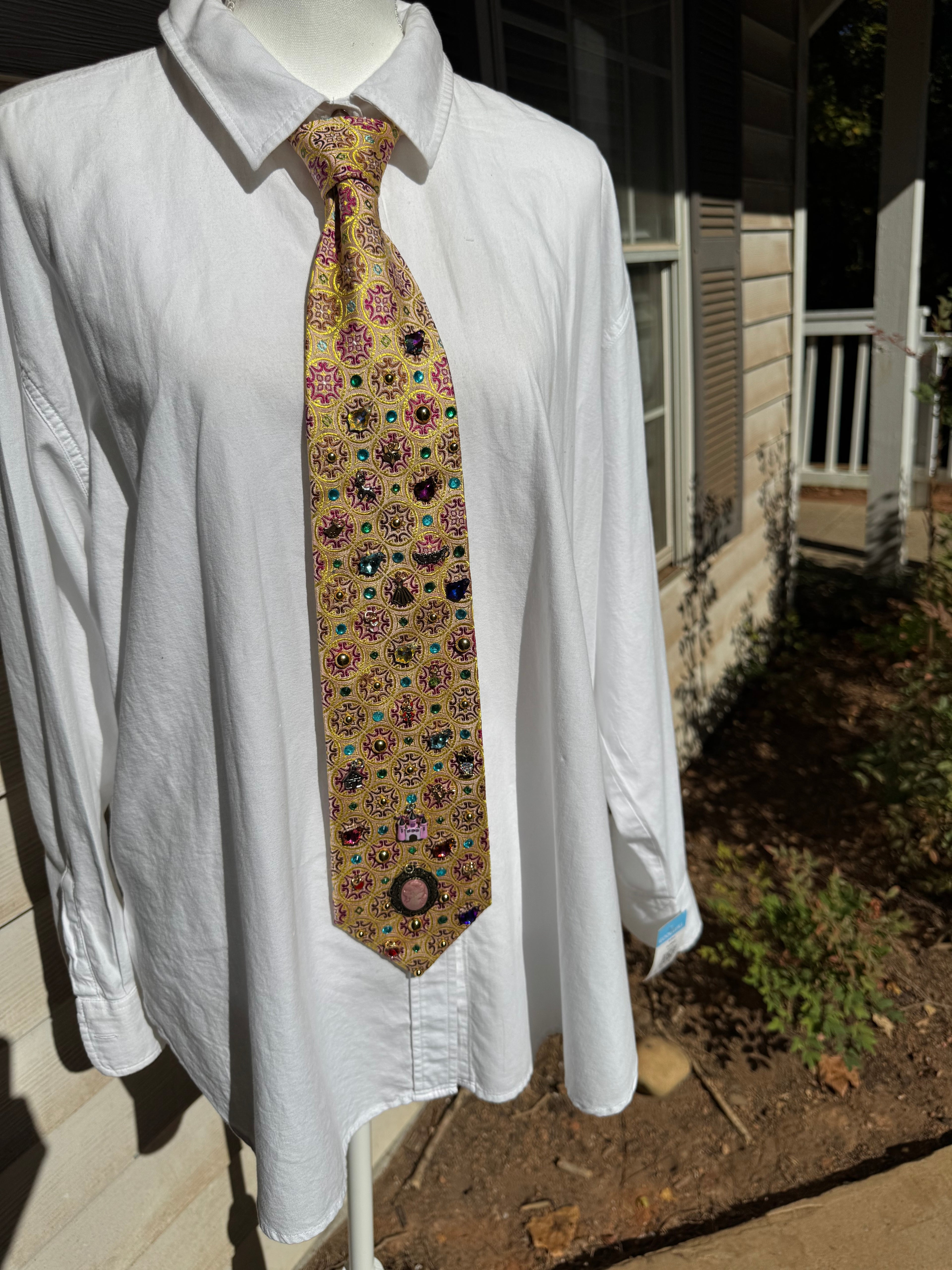 Gold Princess Treasure Box High Class Royalty Tie