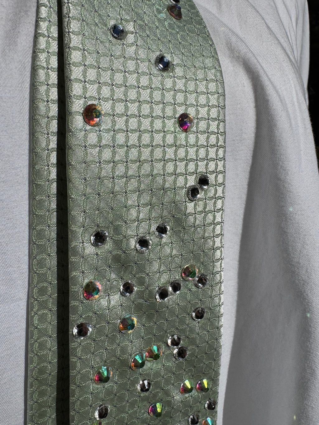 Light Green Heavy Crystal Aura High Royalty Tie