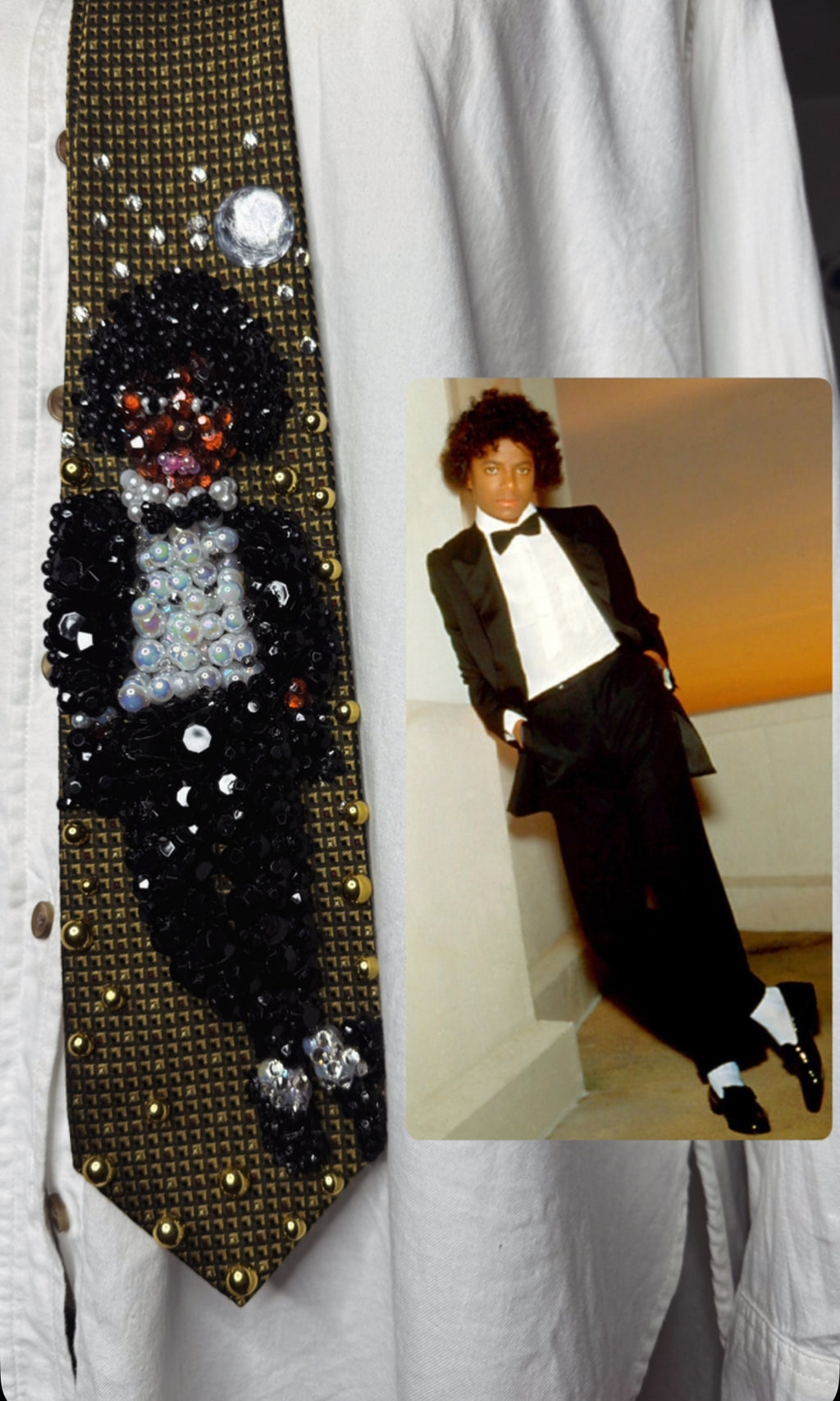 Gold Teen Michael Jackson Leaning on Wall Photo Off the Wall Era Tie