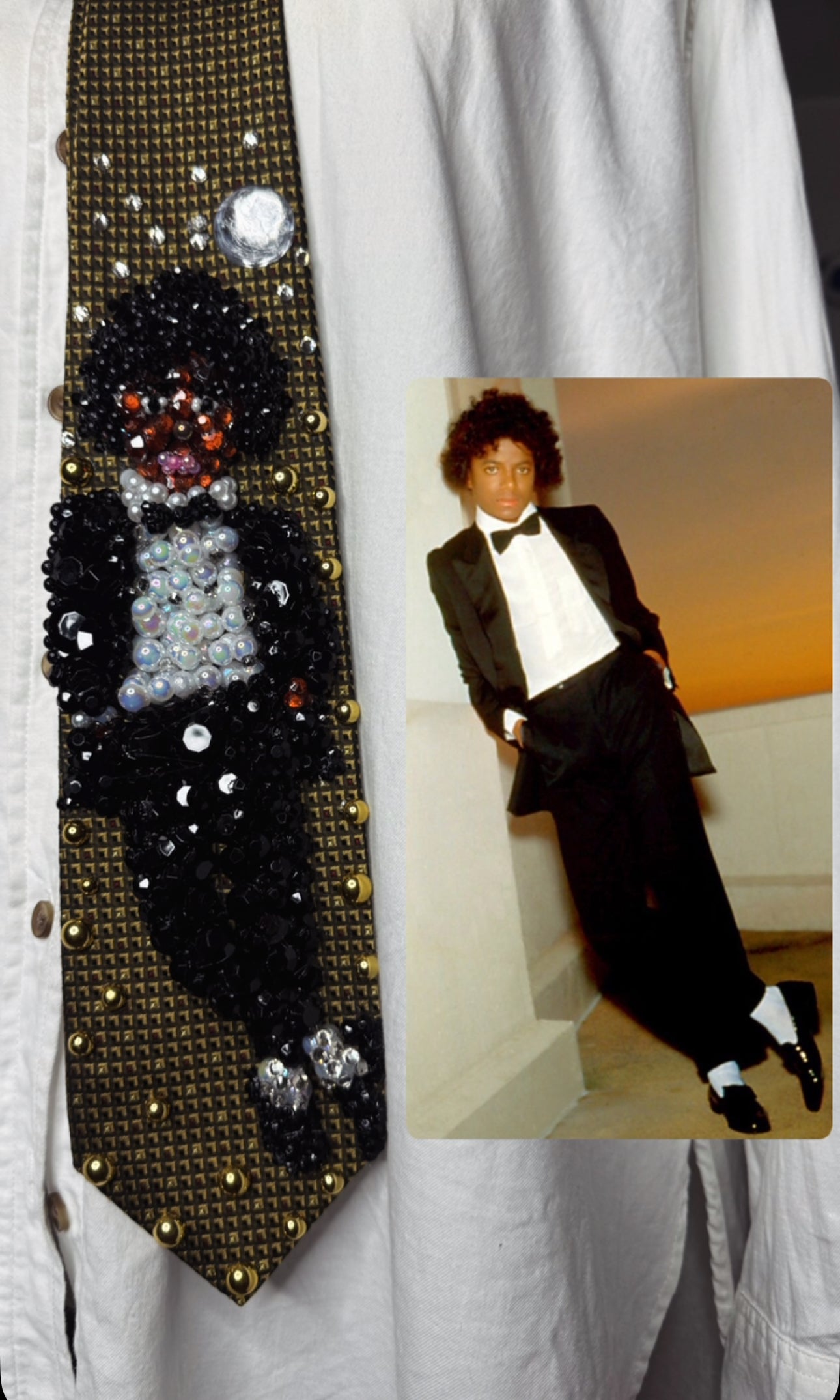 Gold Teen Michael Jackson Leaning on Wall Photo Off the Wall Era Tie