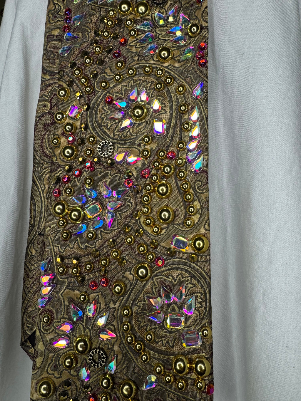 Gold Paisley High Class Royalty Tie