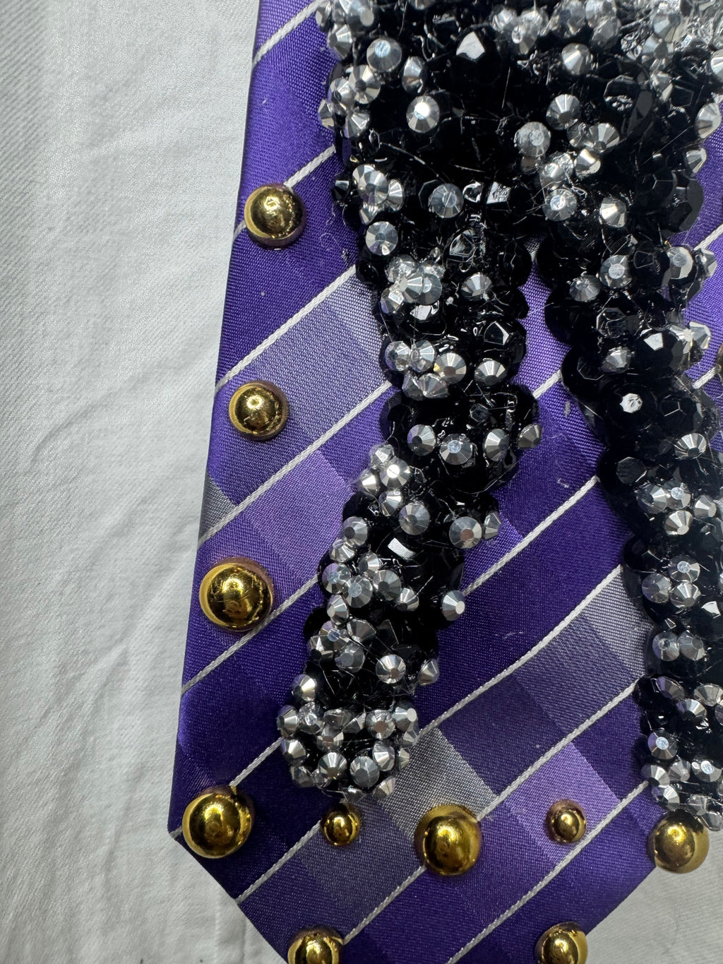 Purple Michael Jackson Hand to Sky Pose Human Nature Bad Tour Wembly Concert 1979 Tie