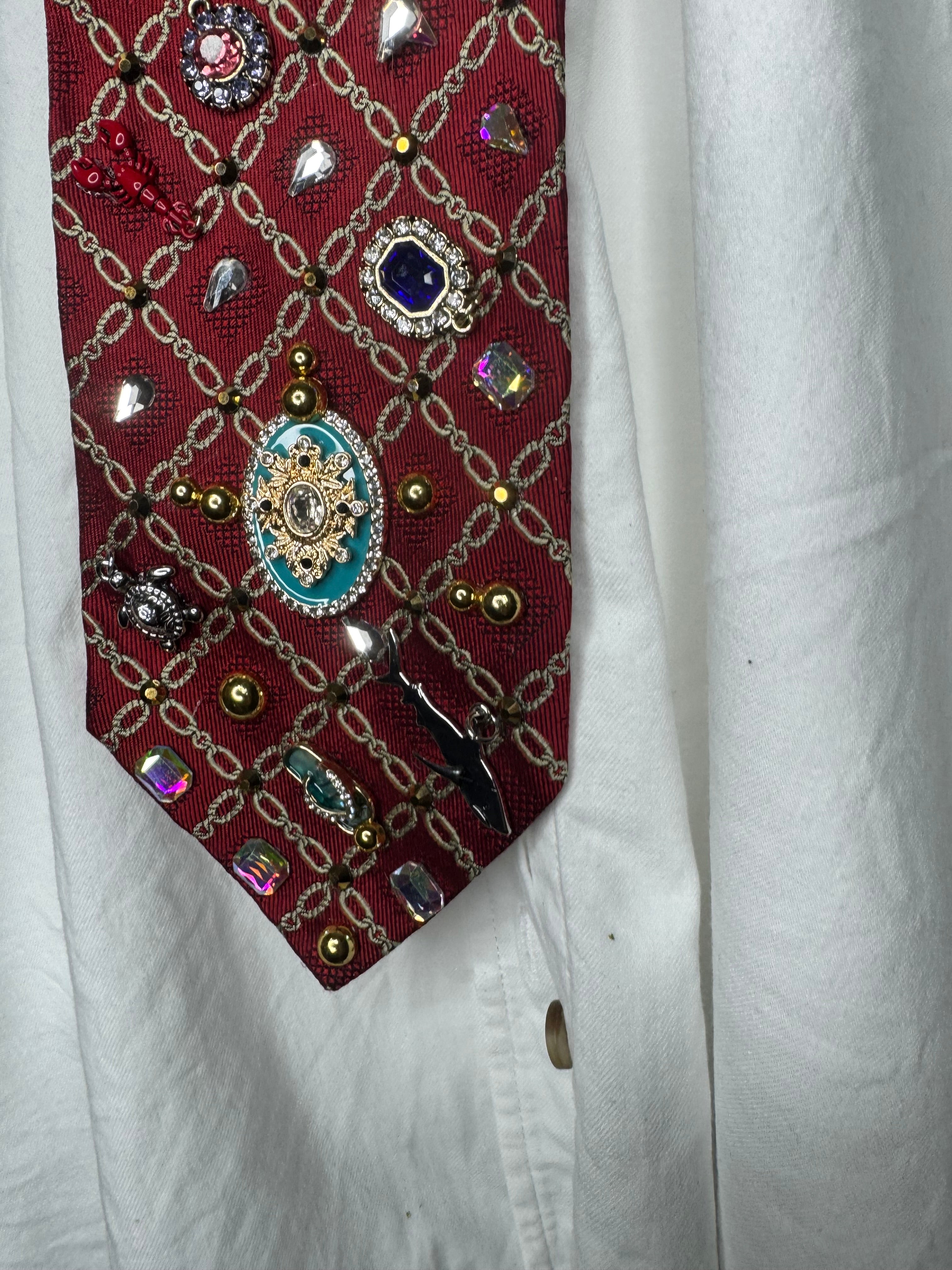 Red Gold Chains Tropical Treasure Box Tie