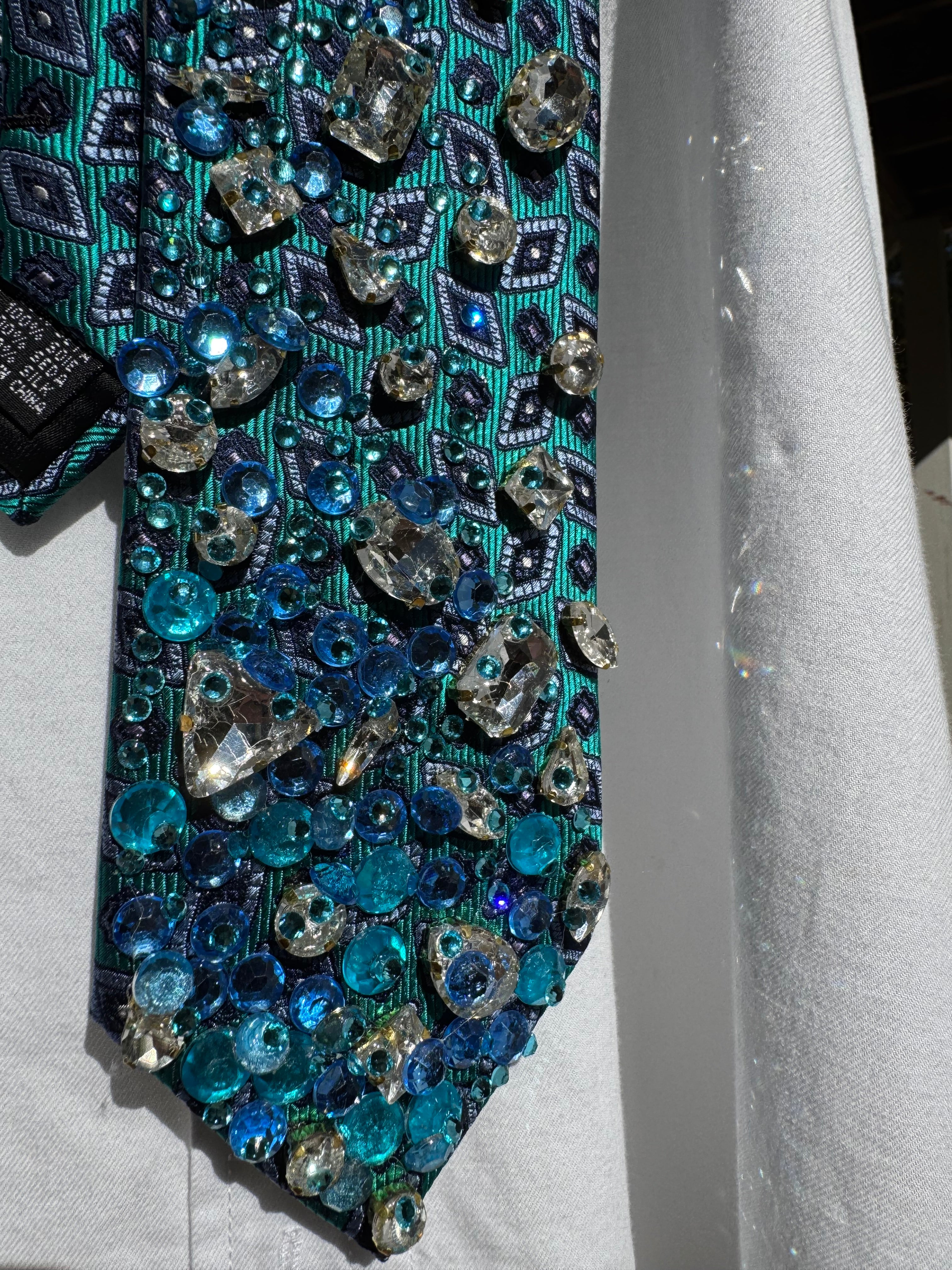 Turquoise Fiji Water Over Crystals Water Royalty Tie