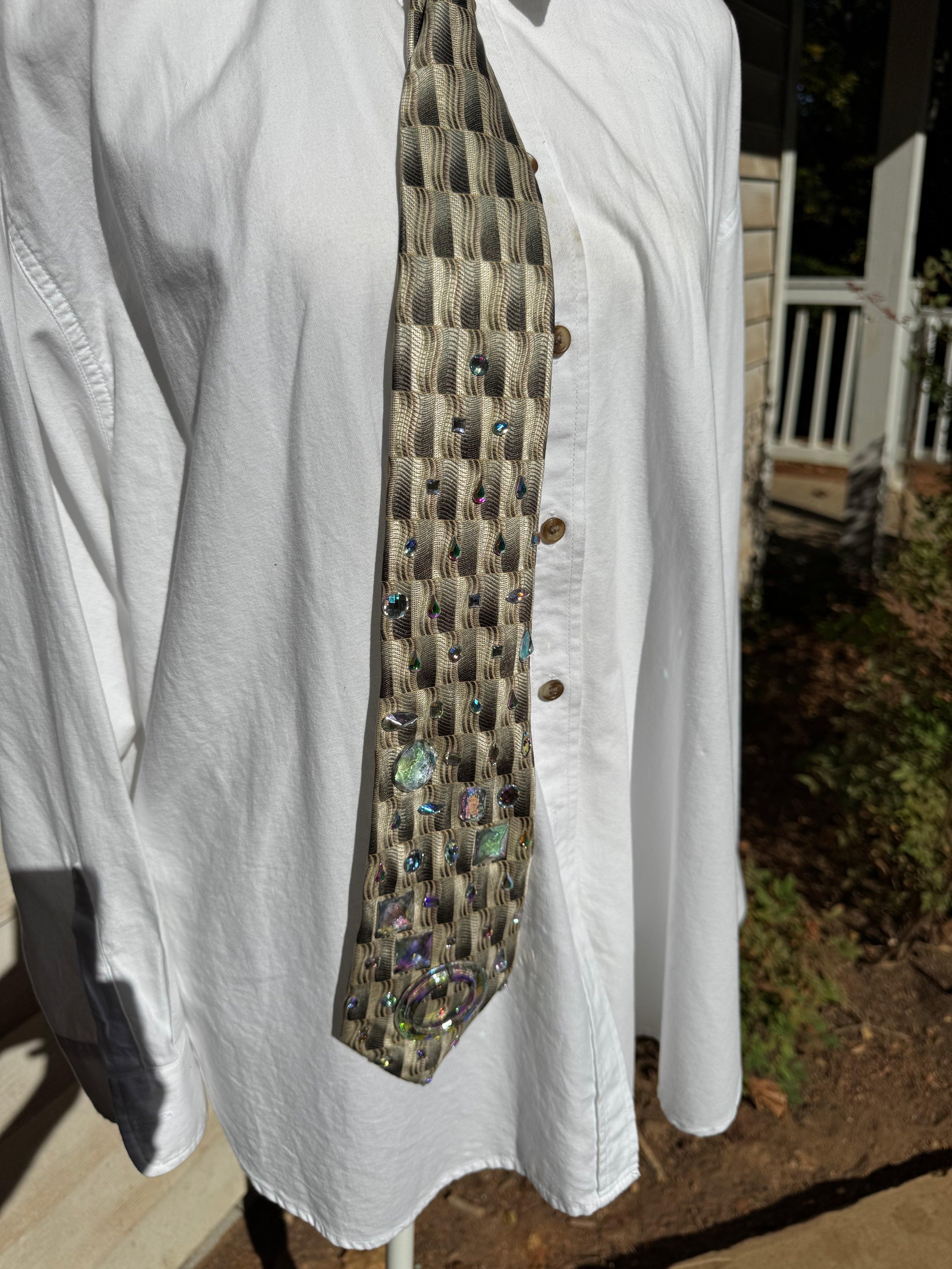Beige Futuristic Iridescent Shapes Royalty Tie