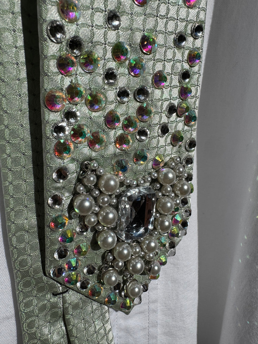 Light Green Heavy Crystal Aura High Royalty Tie