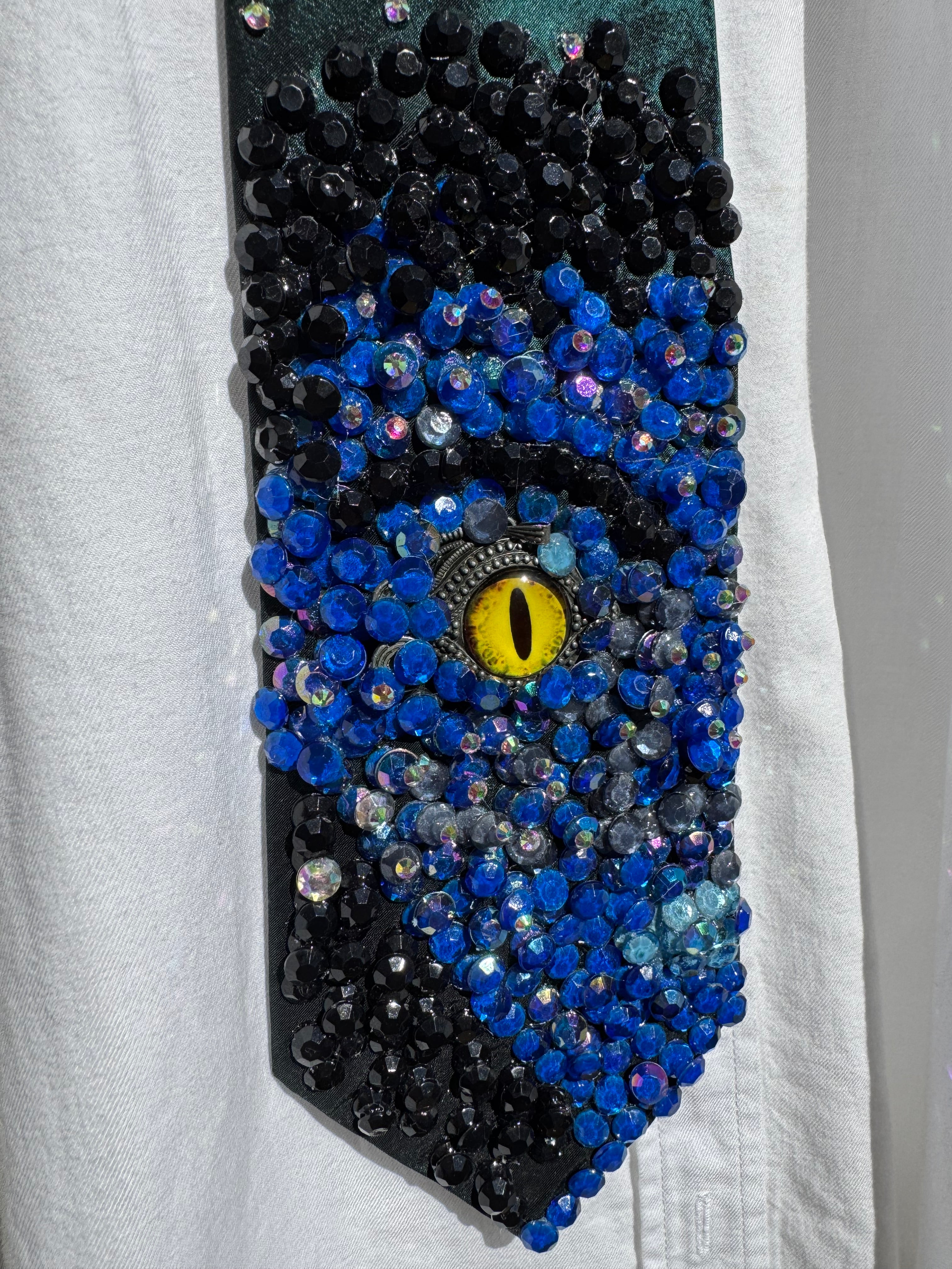 Dark Green Male Avatar Face Movie Tie