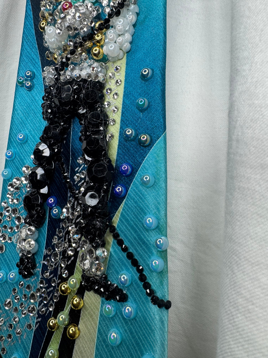 Tri Tone Blue Michael Jackson in Light Blue Military Jacket In Tundratown Aug 5th 1984 Victory Tour Tie