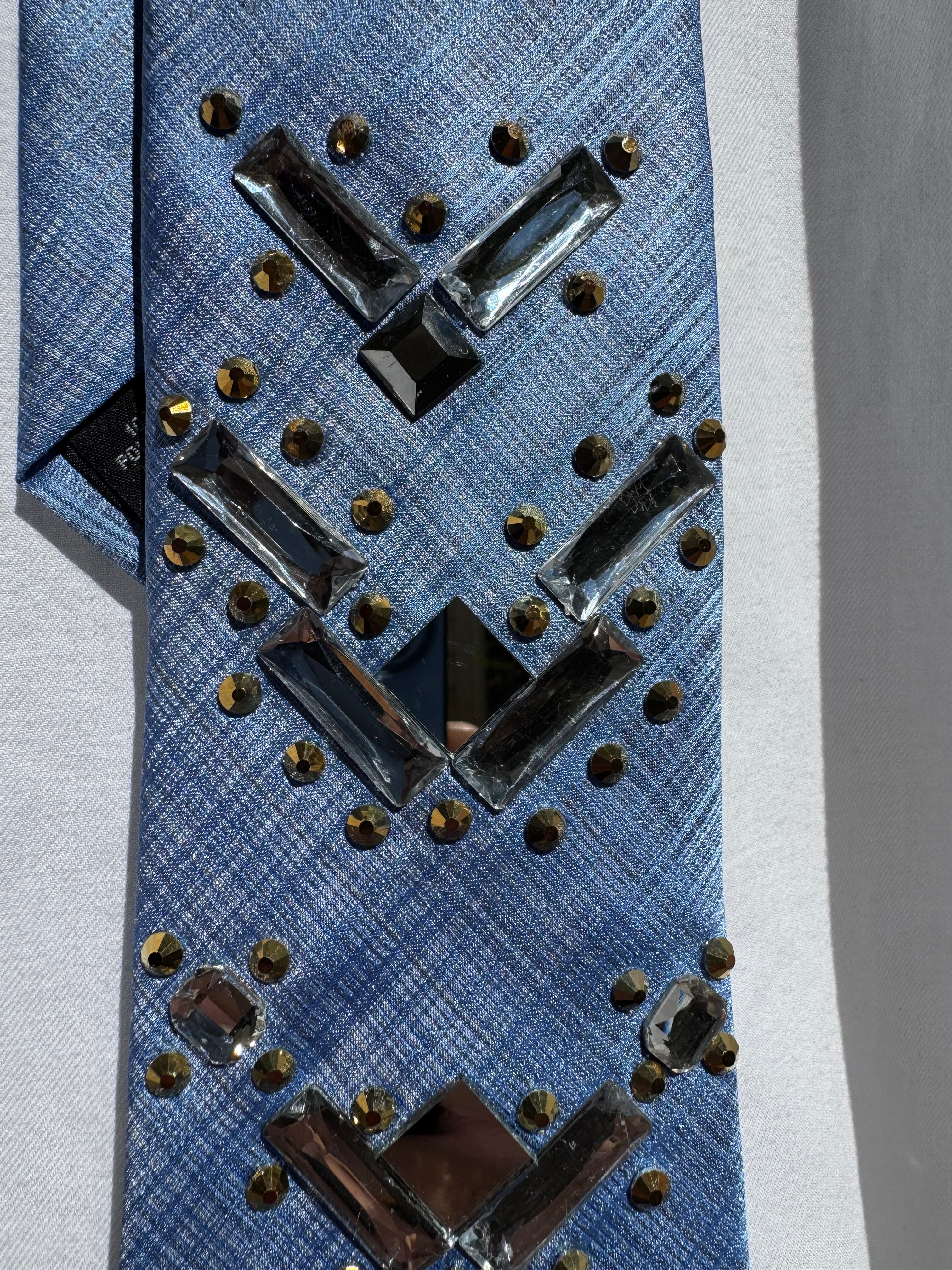 Light Blue High Class Royalty Pilot Tie