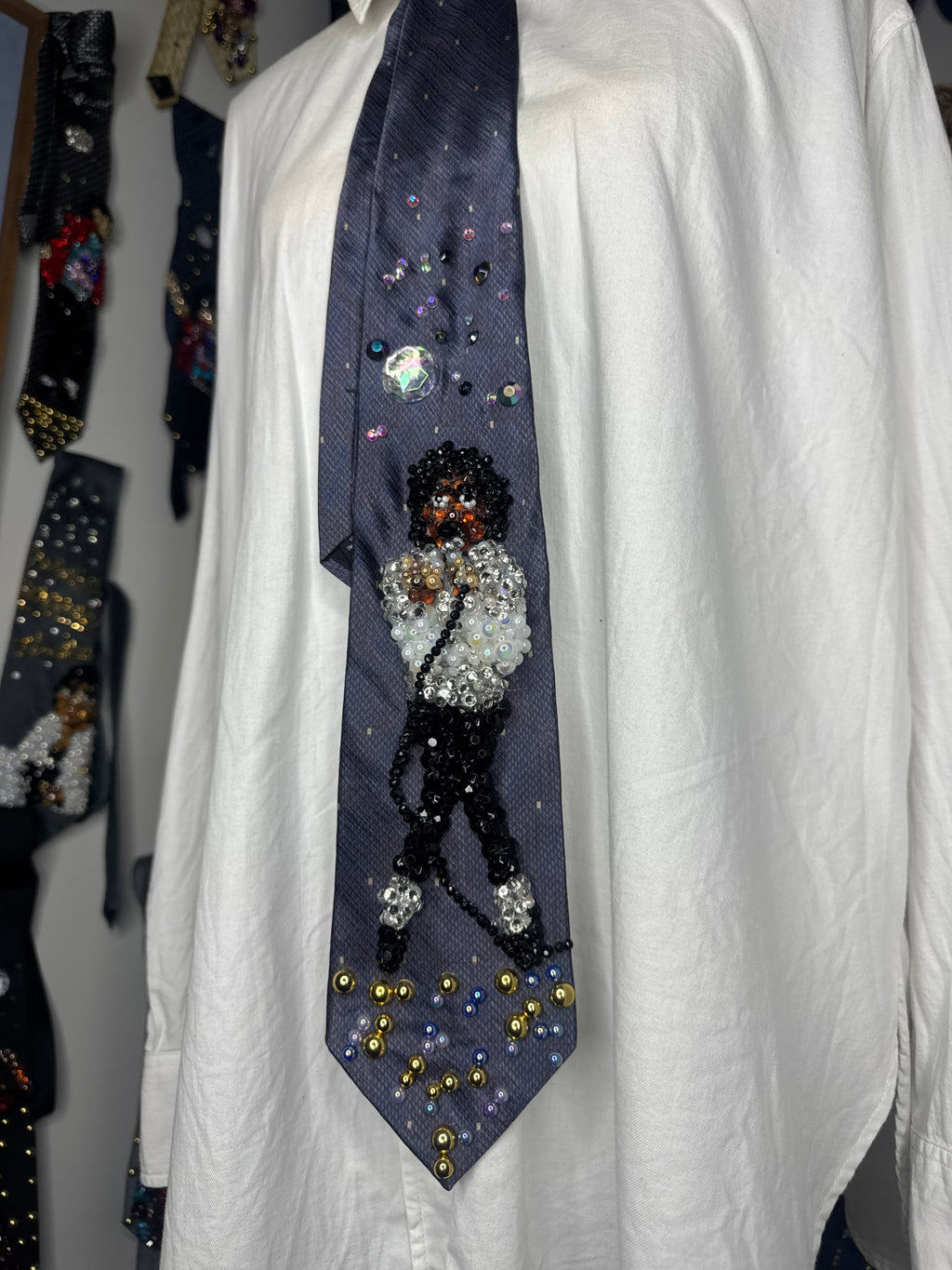Purple Michael Jackson Singing and Hitting Toe Stand Pose Victory Tour 1984 Tie
