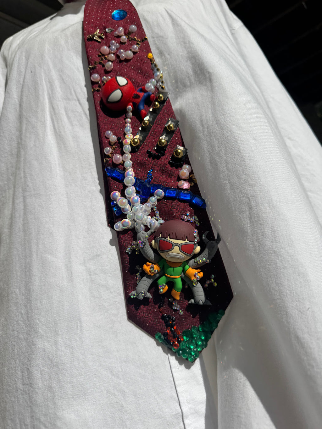 Burgundy Spiderman Webbing Doctor Octopus in Chinatown Movie Tie