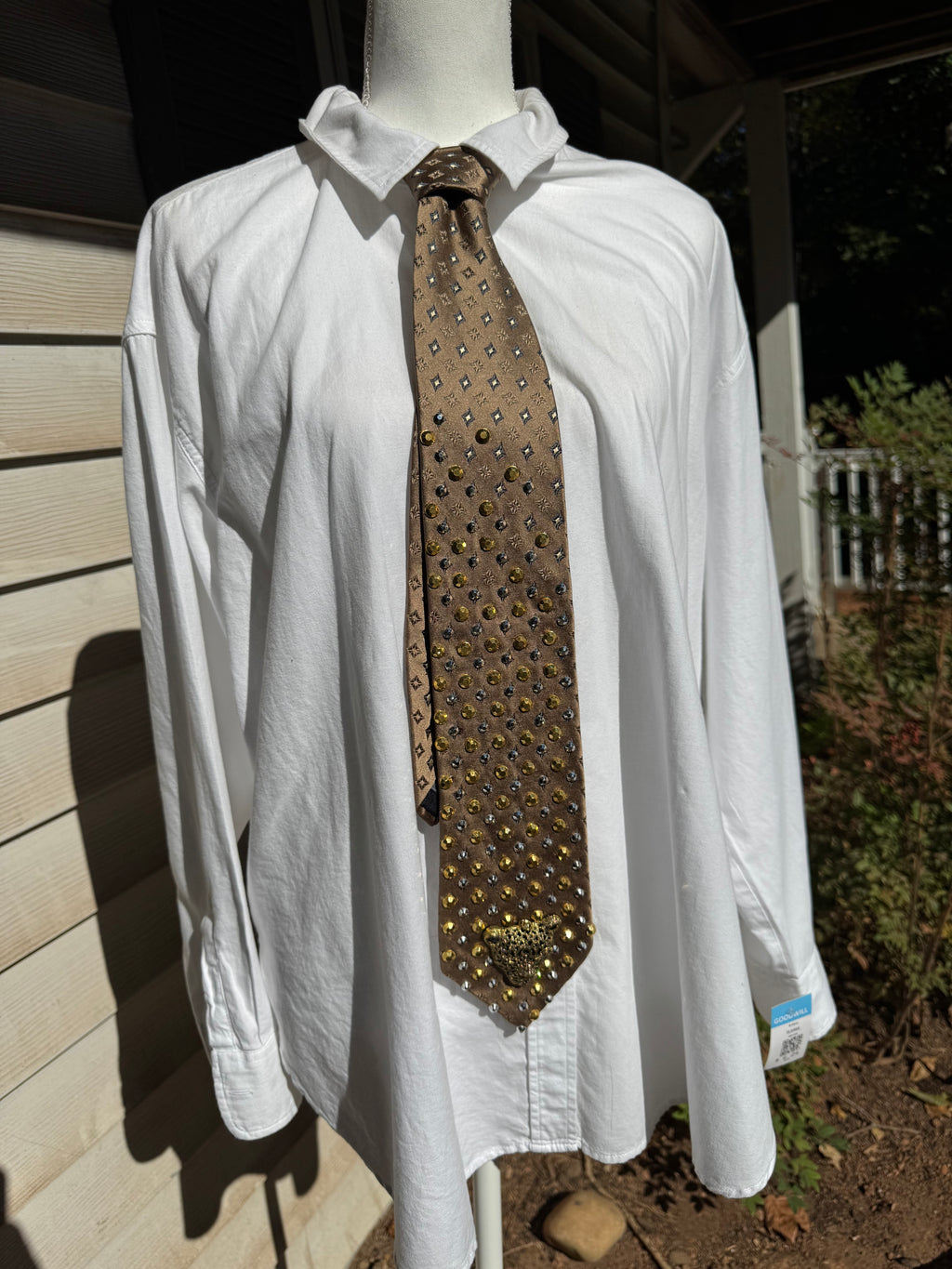 Brown Gold and Silver Jaguar Royalty Nature Tie