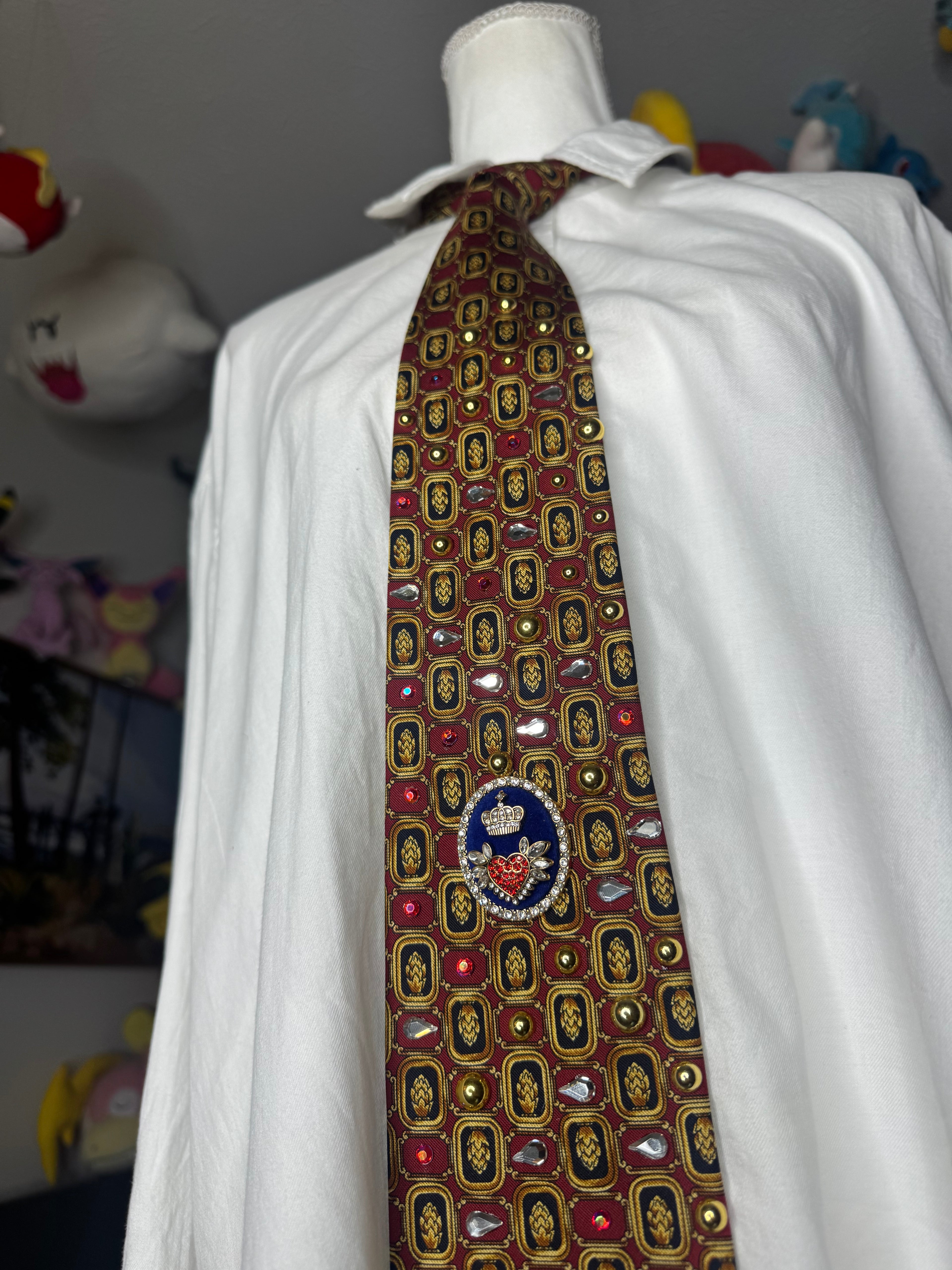 Red Golden Pinecones High Class Royalty Tie