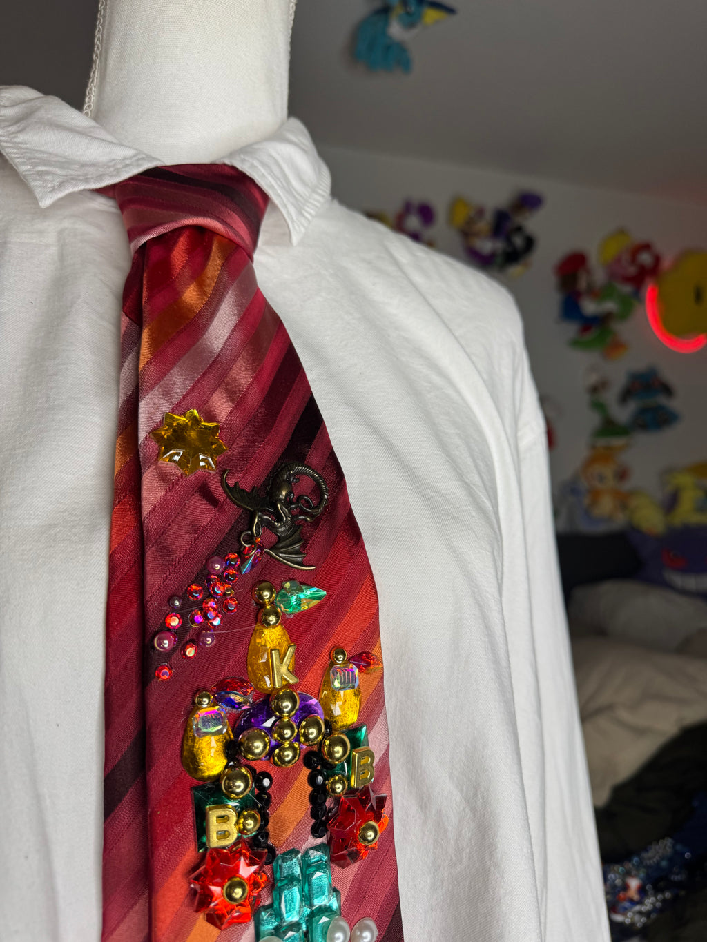 Red Striped Mario Vs Toad on Bowsers Castle 200cc Mario Kart Tie