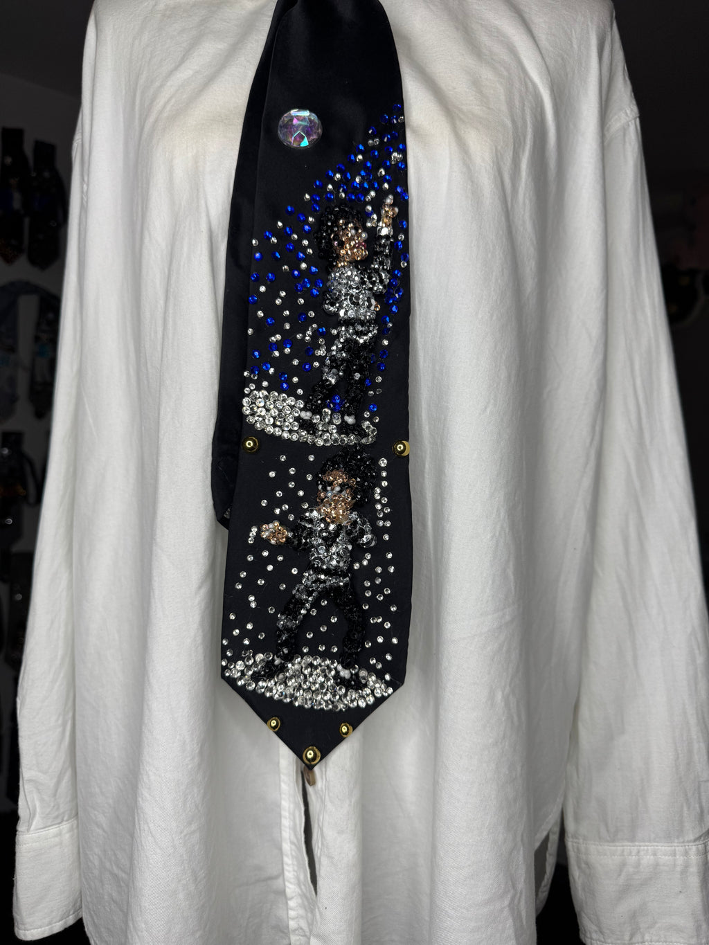 Black Michael Jackson Dancing in Spotlight Human Nature Outro at Wembly Concert Bad Tour 1988 Tie