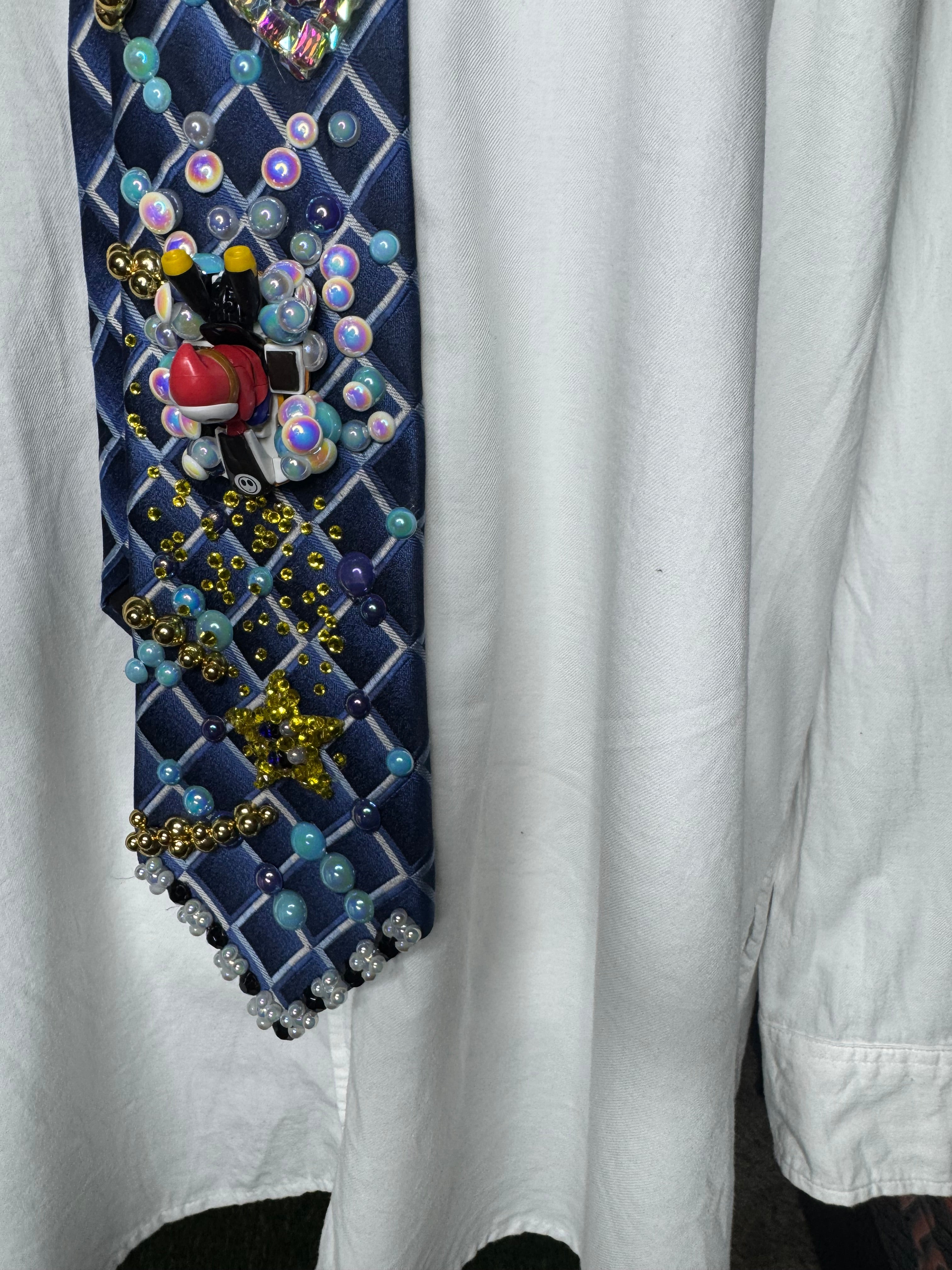 Navy Blue Shy Guy Chasing Star Item Underwater on Golden Coral Reef Road 200cc Mario Kart Tie