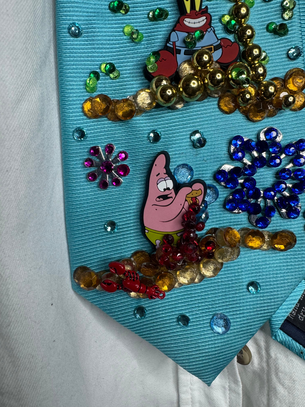 Coral Blue Jackpot at Krusty Krabs Episode Ultimate Spongebob Tie