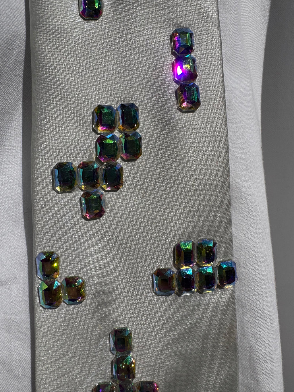 White Iridescent Baguette Tetris Royalty Tie