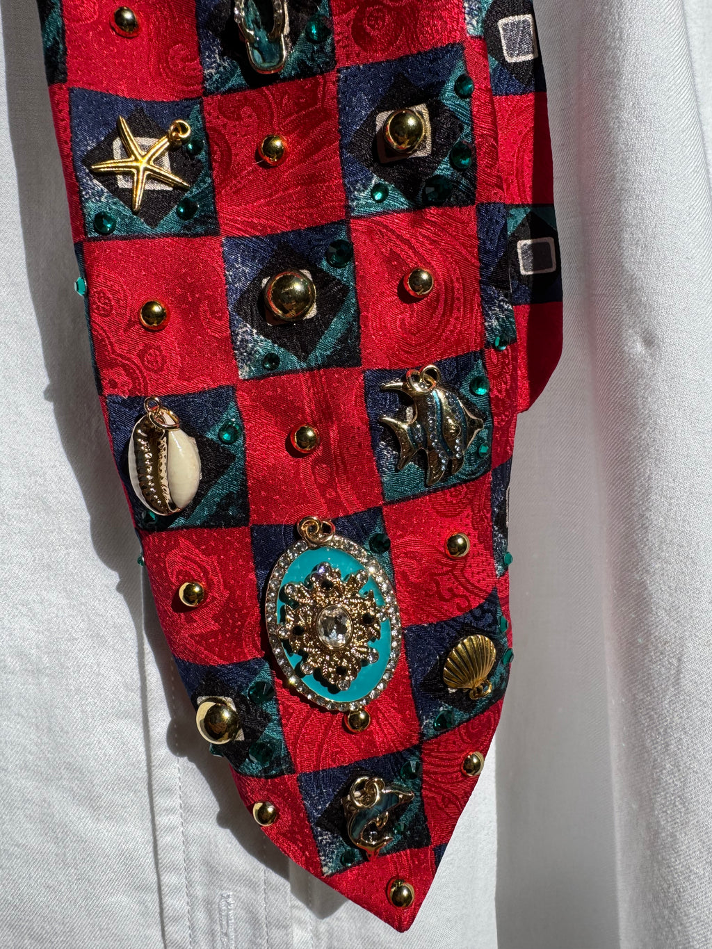 Red Checkered Retro Tropical Treasure Box Tie