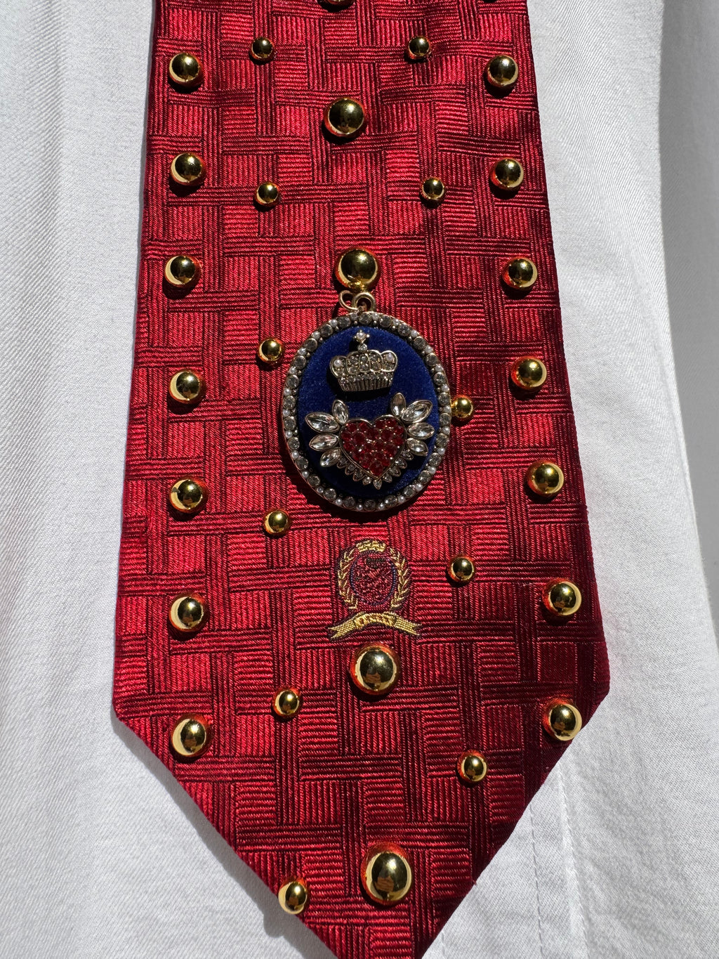 Red High Class Gold Pearls Royalty Tie