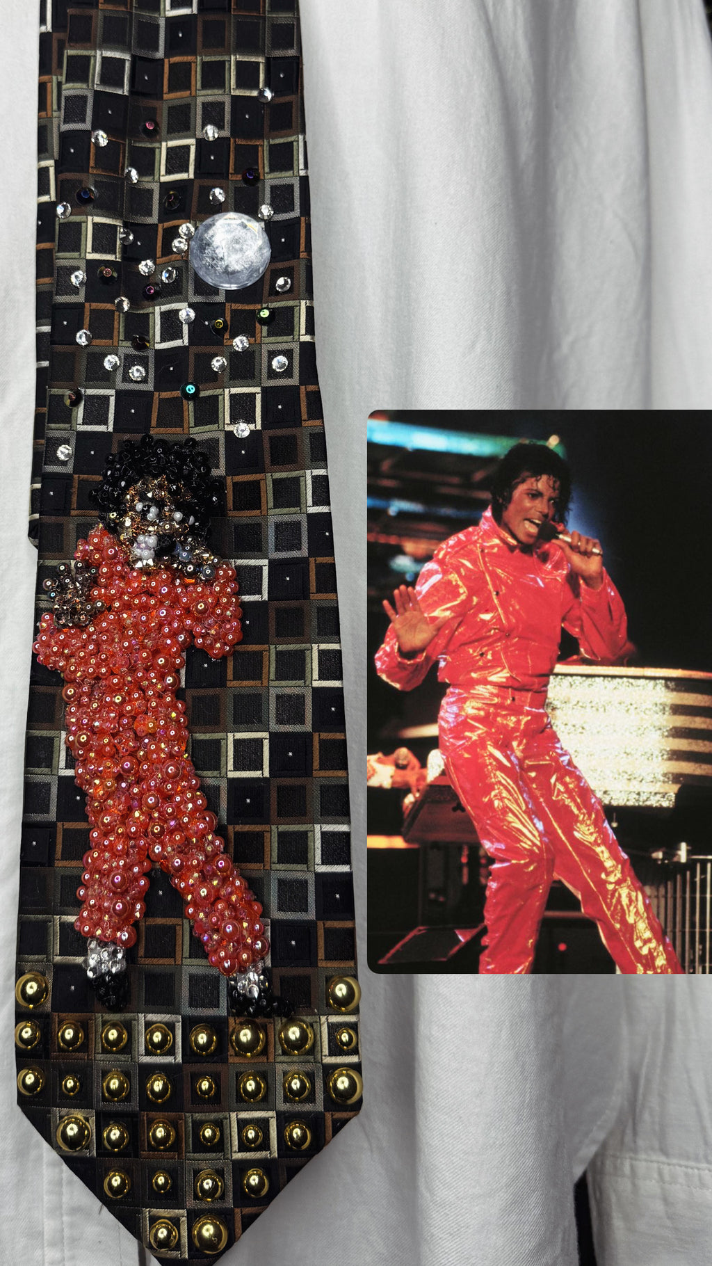 Black Michael Jackson Hitting Sideways Leg & Hand Out Stop Pose In Peach Space Jumpsuit Singing Workin Day n Night Victory Tour 1984 Tie