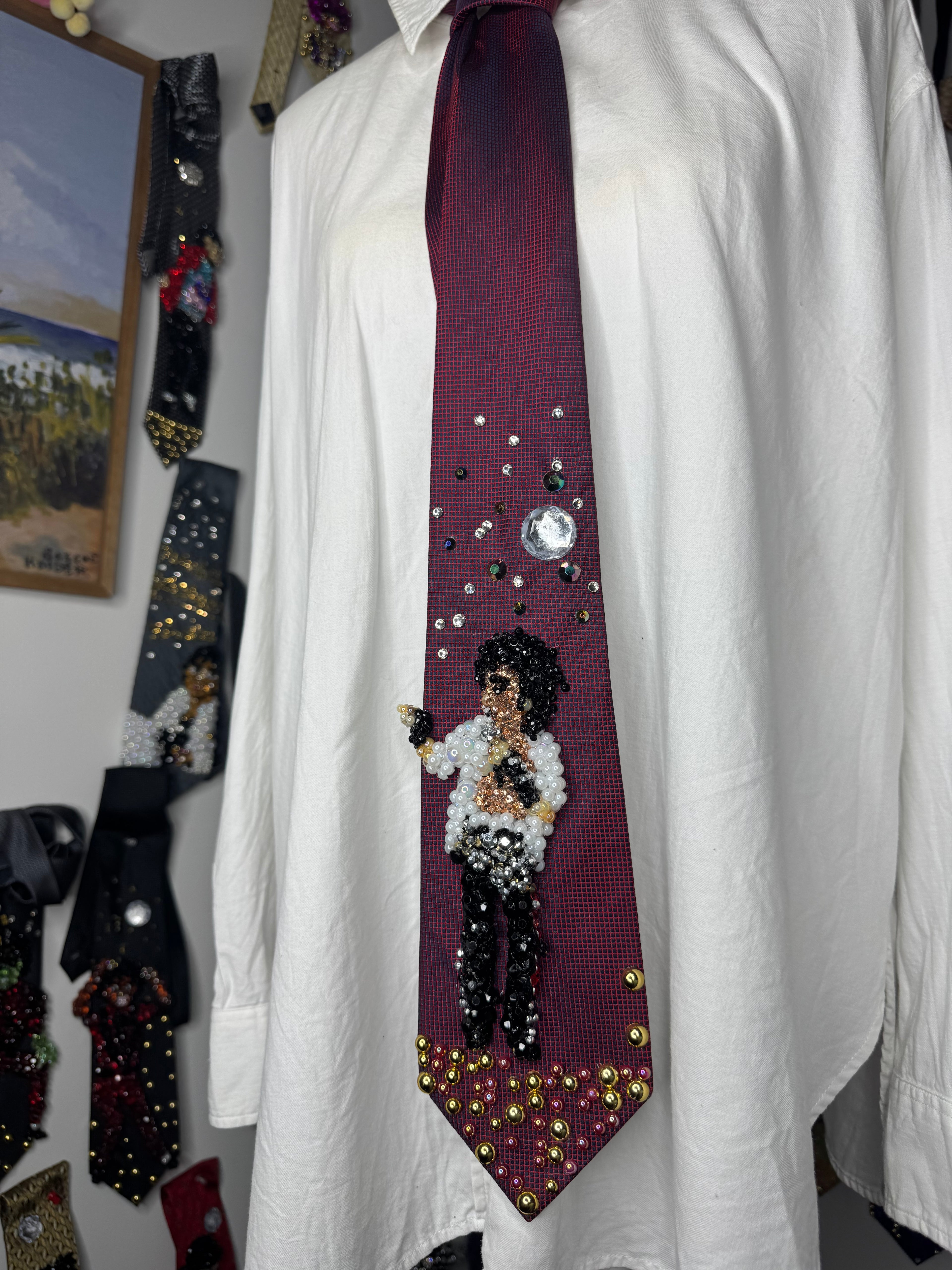 Red Michael Jackson Pointing and Walking To Dirty Diana Bad Tour 1988 Tie