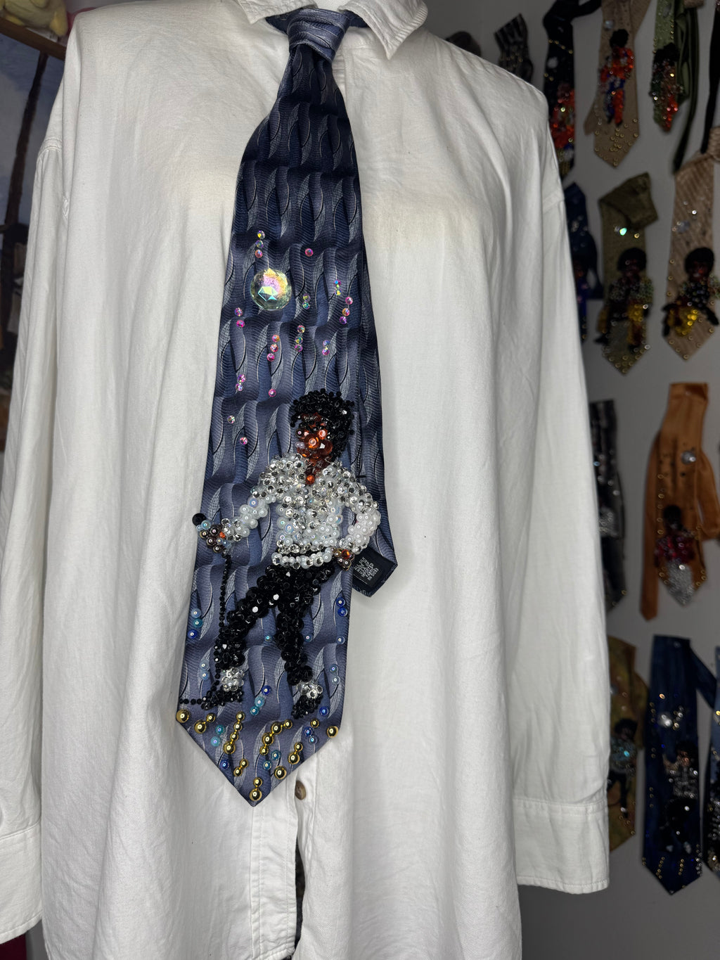 Purple Michael Jackson Hitting Sideways Arm & Leg Out Pose Victory Tour 1984 Tie