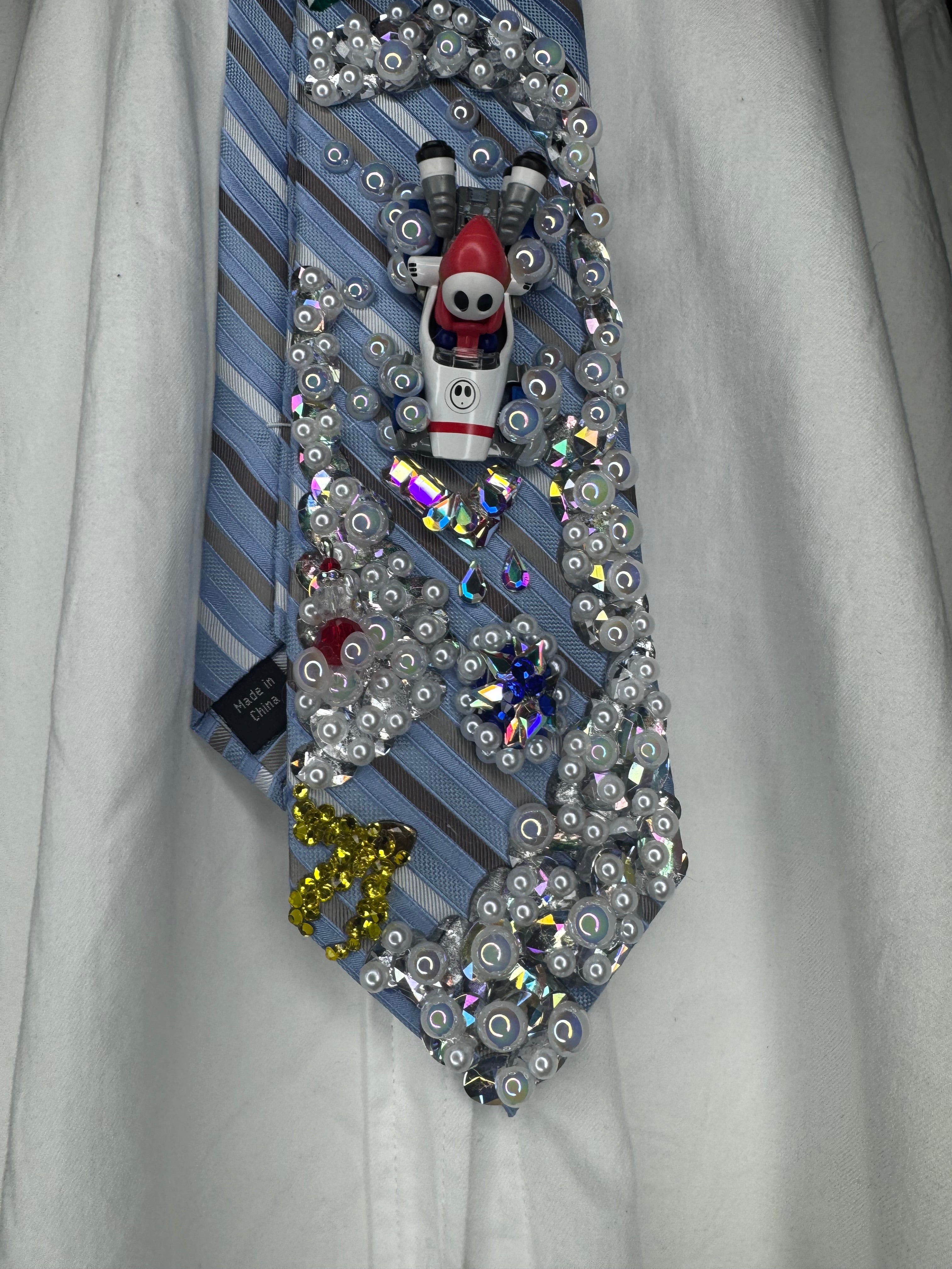 Light Blue Striped Shy Guy Throwing Blue Shell Down Snowy Slopes Road 200cc Mario Kart Tie