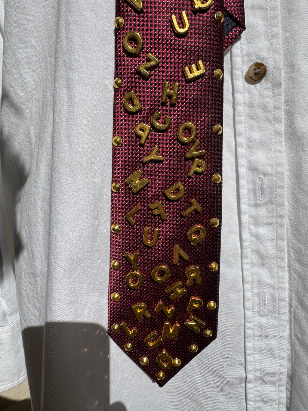 Red Gold Letters Spelling Bee Tie