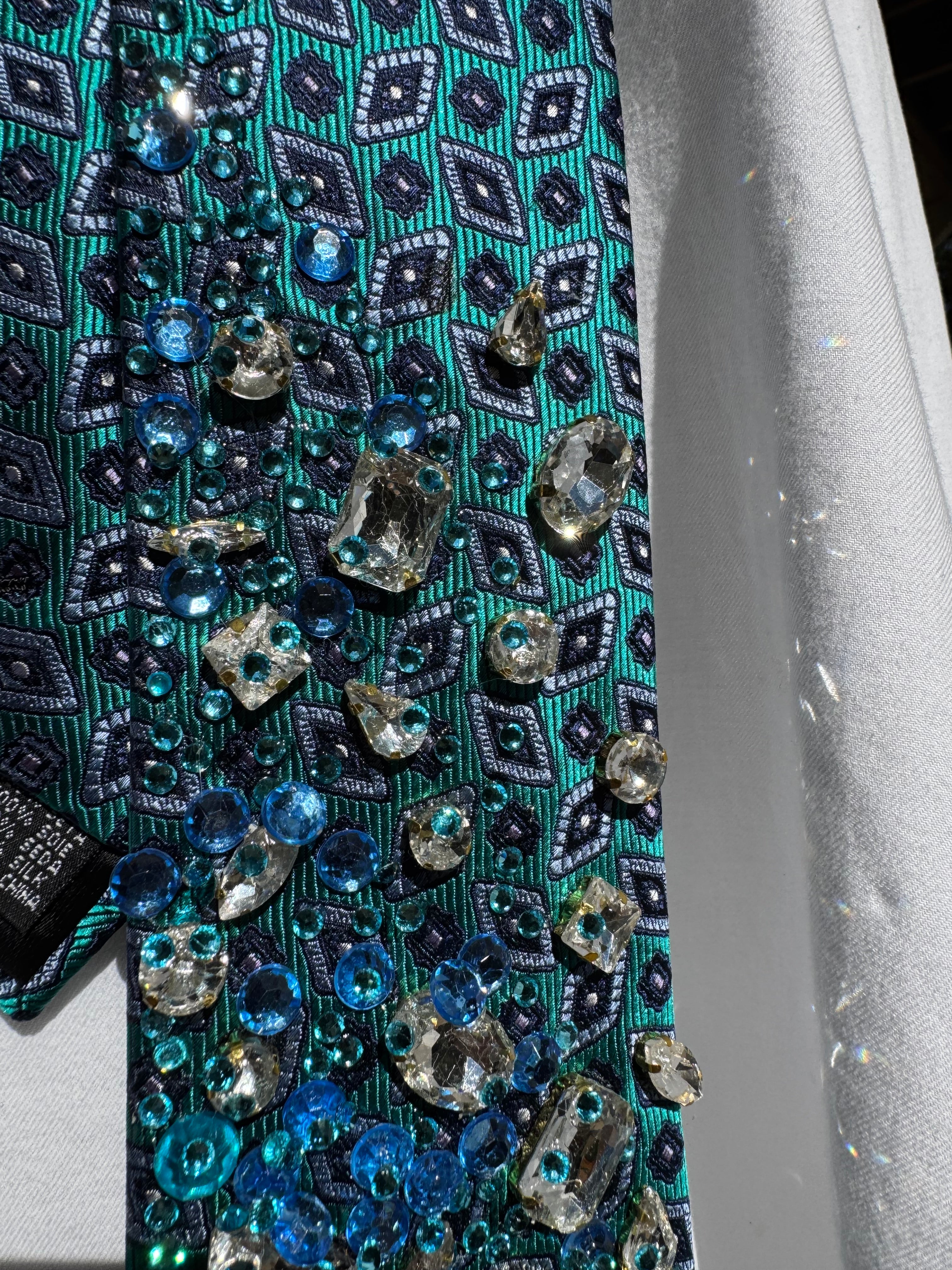 Turquoise Fiji Water Over Crystals Water Royalty Tie