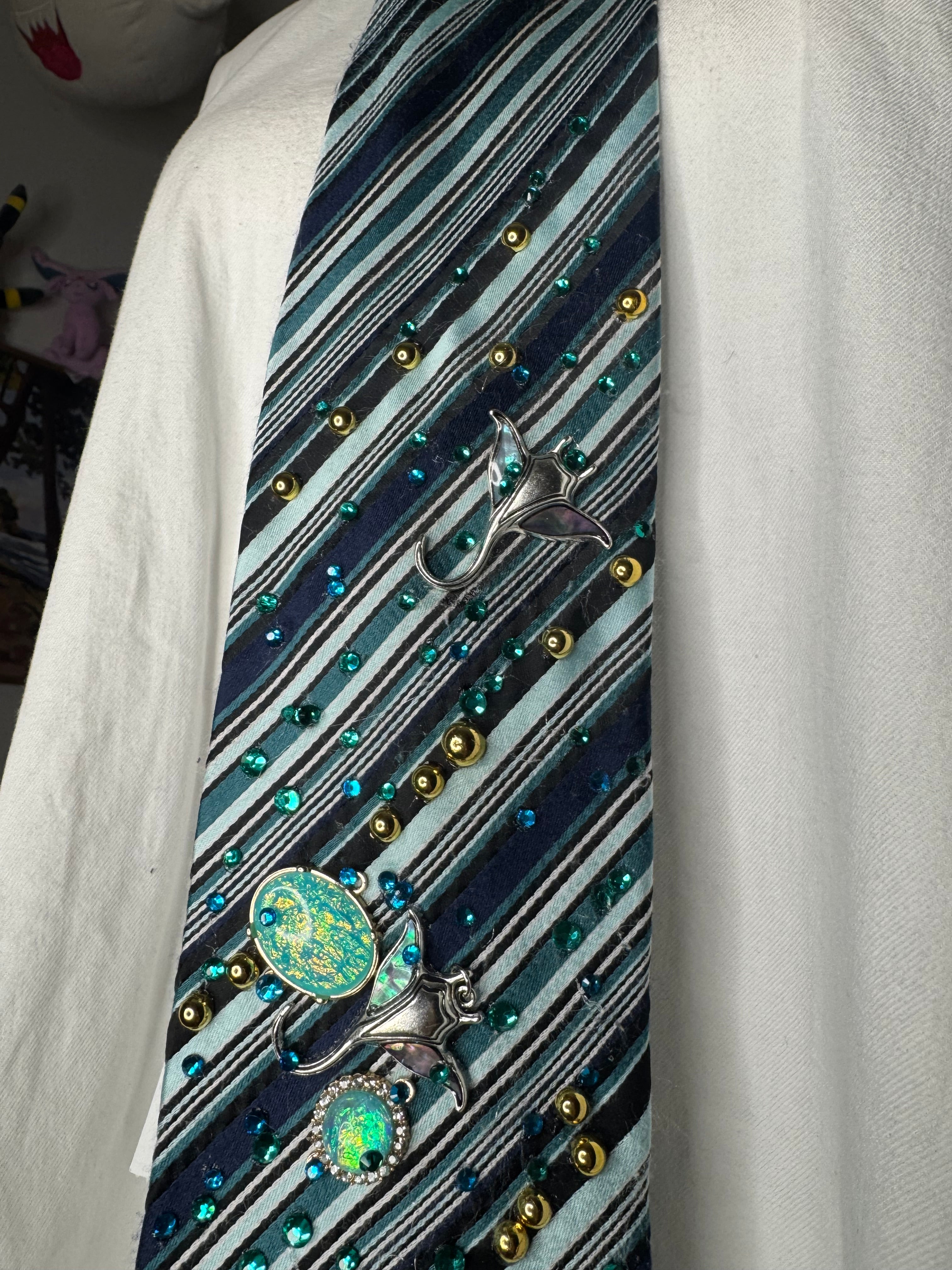 Tri Tone Striped Turquoise Aquatic Stingray Royalty Tie
