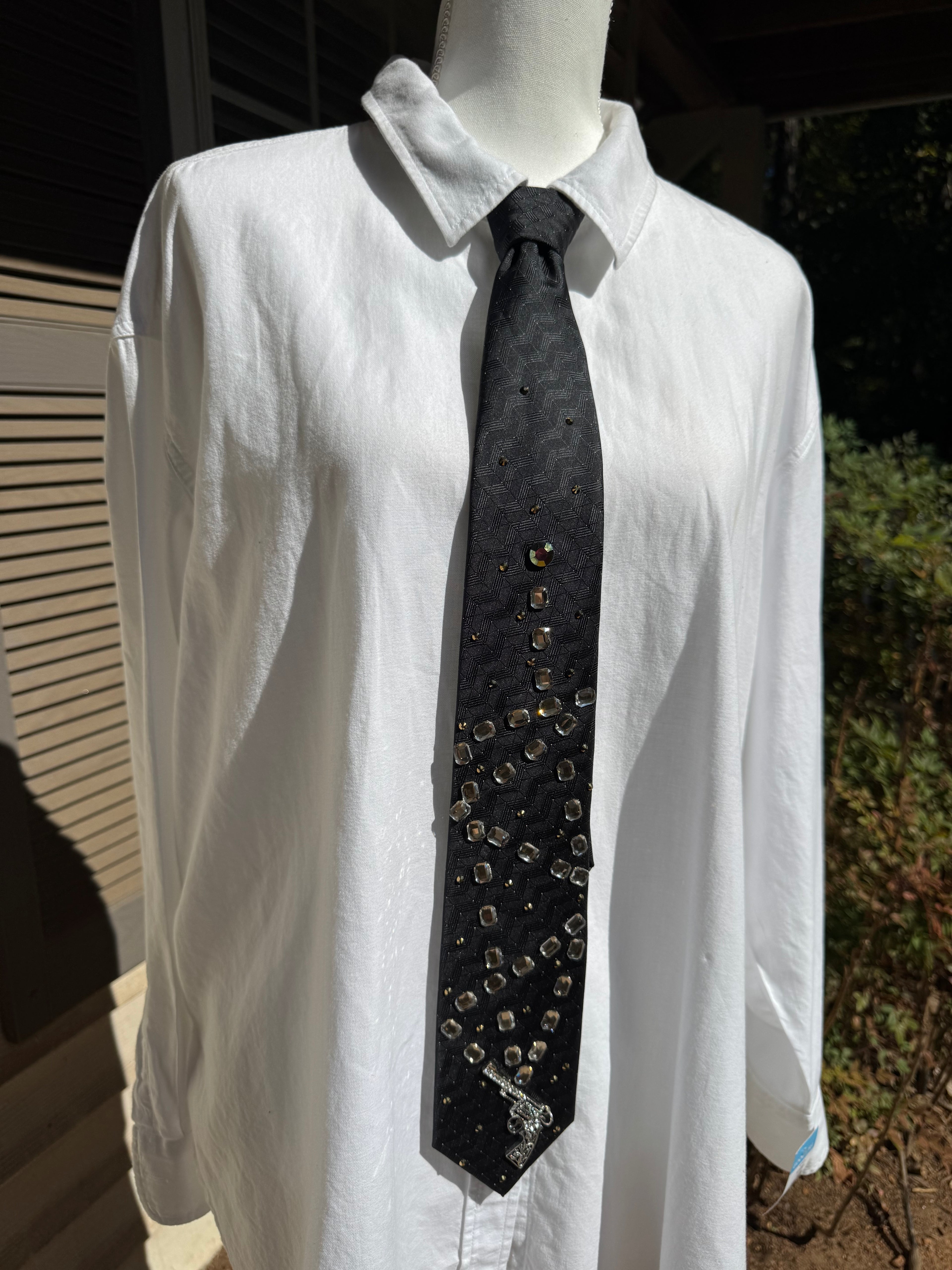 Black Ricocheting Bullet Baguette Trail Western Royalty Tie